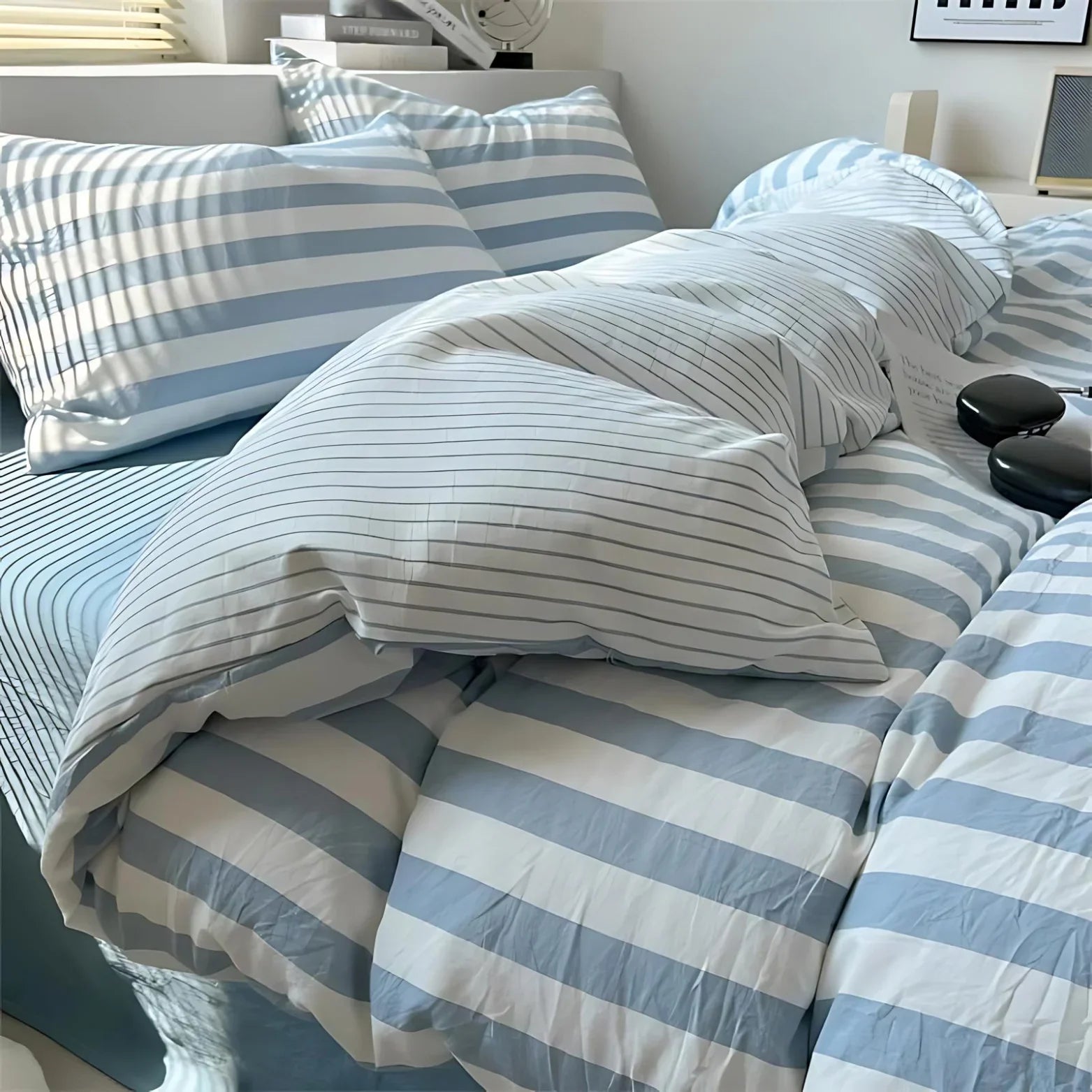 Bedding Set Striped Design 220.0 cm x 240.0 cm Beige Bedroom Duvet Cover Fitted Sheet Pillowcase Hotel Style Linen | Thomler