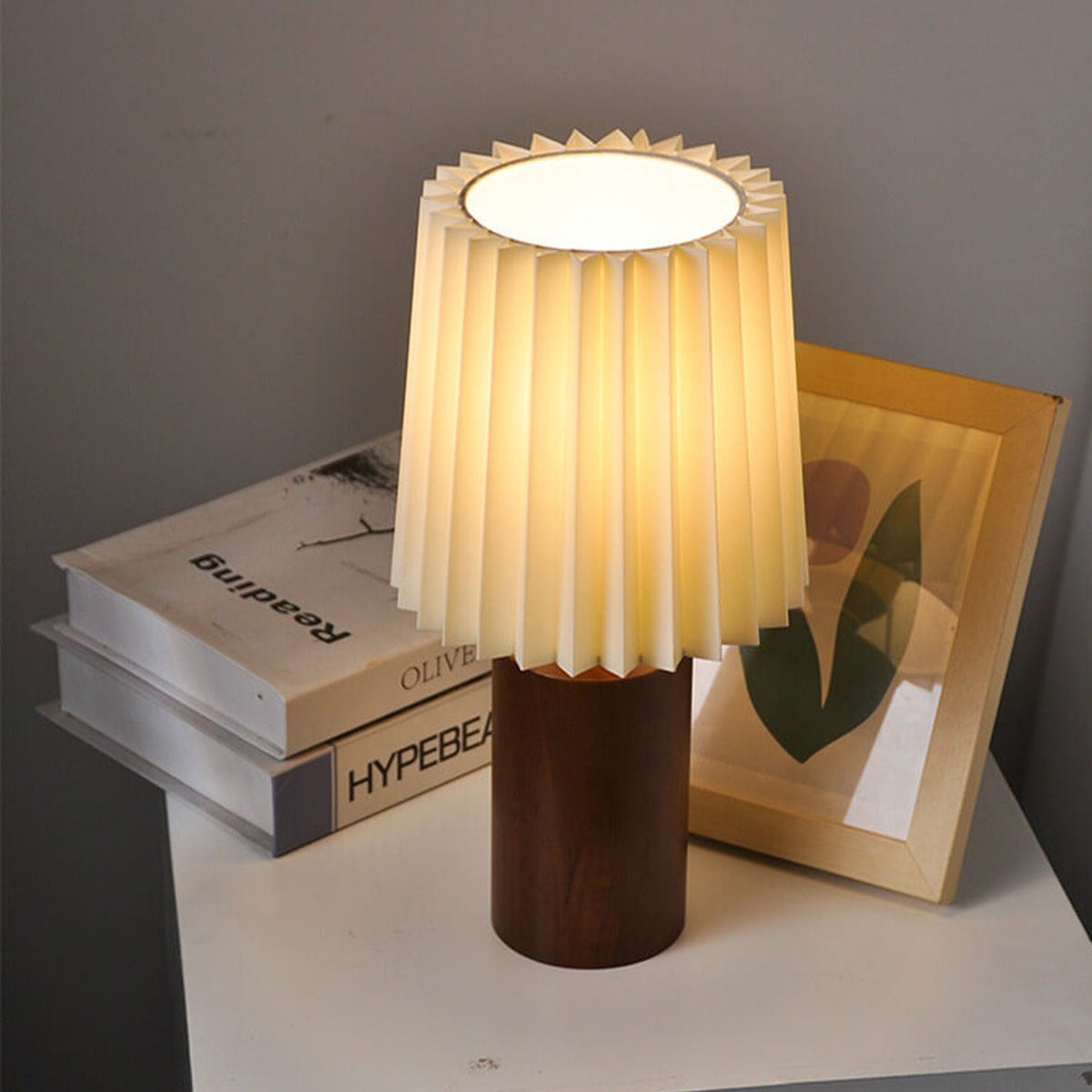 Pleated Fabric Accent Lamp with Cylindrical Wooden Base – Bedside Reading Light for Bedroom & Living Room | Thomler
