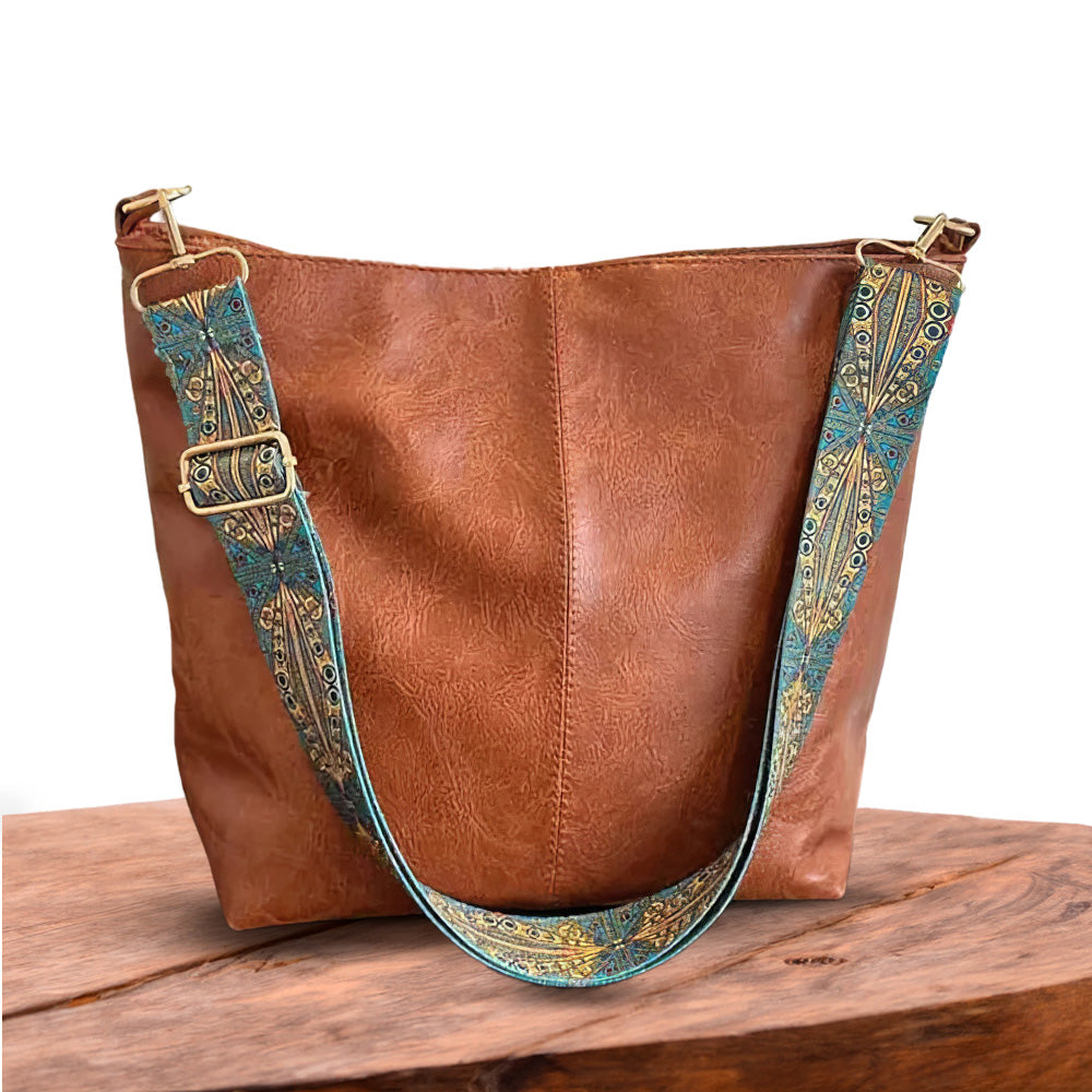 Genuine Leather Crossbody Purse with Adjustable Strap – Vintage Flap Bag for Women | Everyday Shoulder Handbag with Magnetic Closure | Thomler