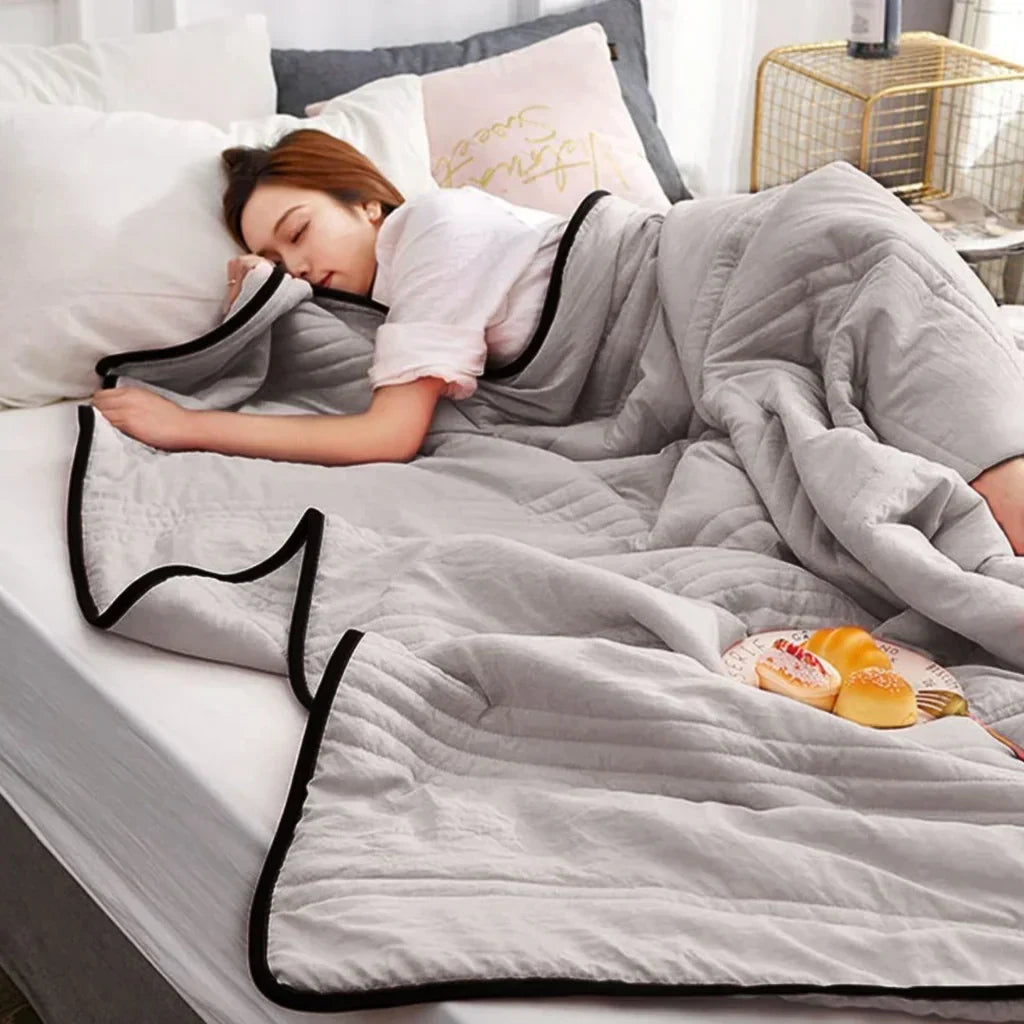 Lightweight Summer Throw Blanket – Breathable Bamboo Cotton Blend for Bed & Couch | Thomler