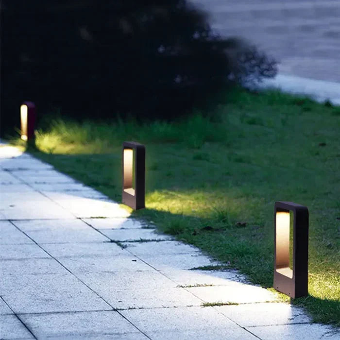 Outdoor In-Ground LED Uplight for Pathways & Gardens – Waterproof Landscape Spot Accent Lighting for Walkway, Flower Bed, Patio & Yard | Thomler