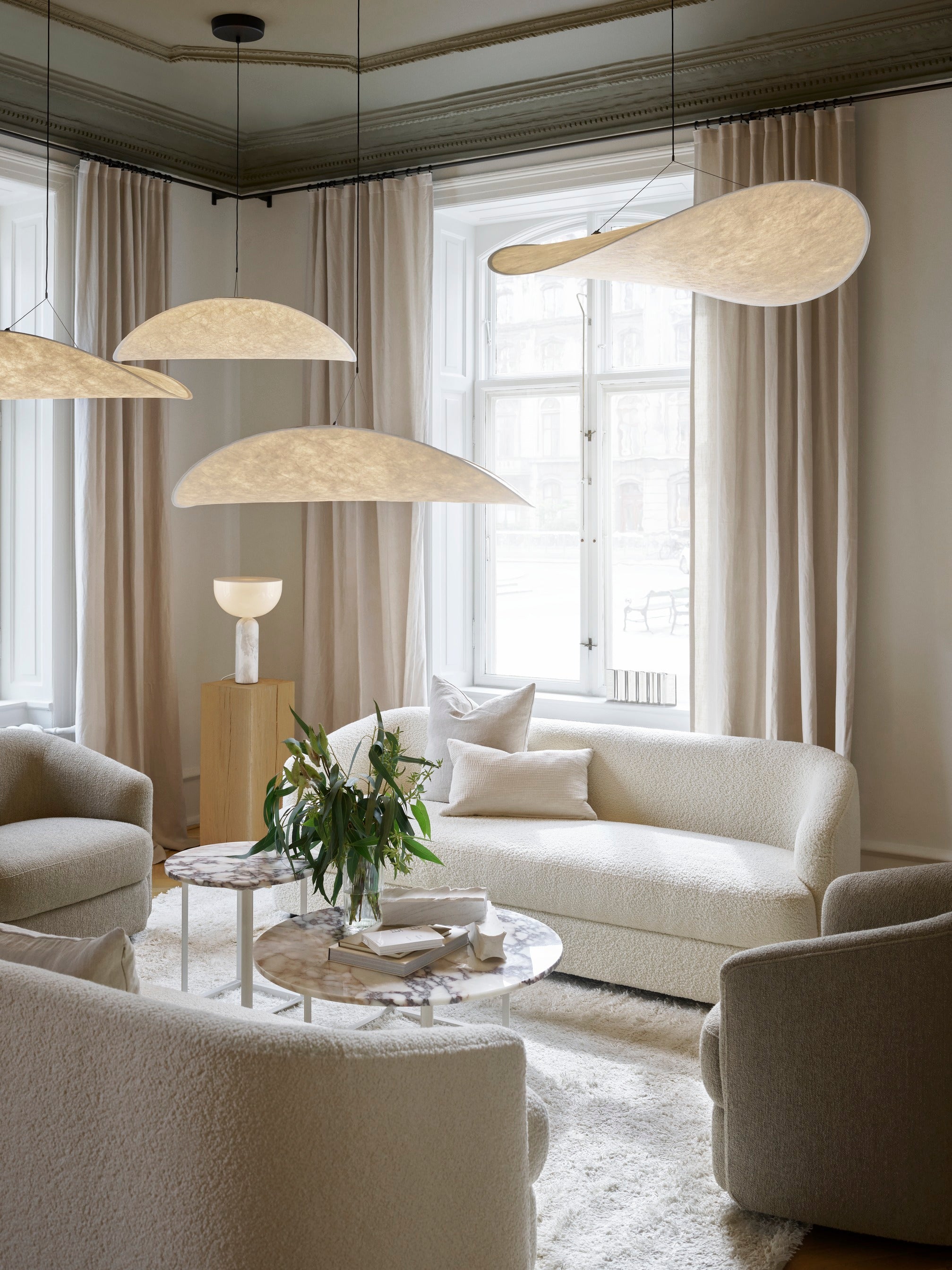 Pendant Light Tyvek 129.0 cm Cloud-Shaped Dimmable Ceiling Lamp White Dining Room Living Area Statement Lighting | Thomler