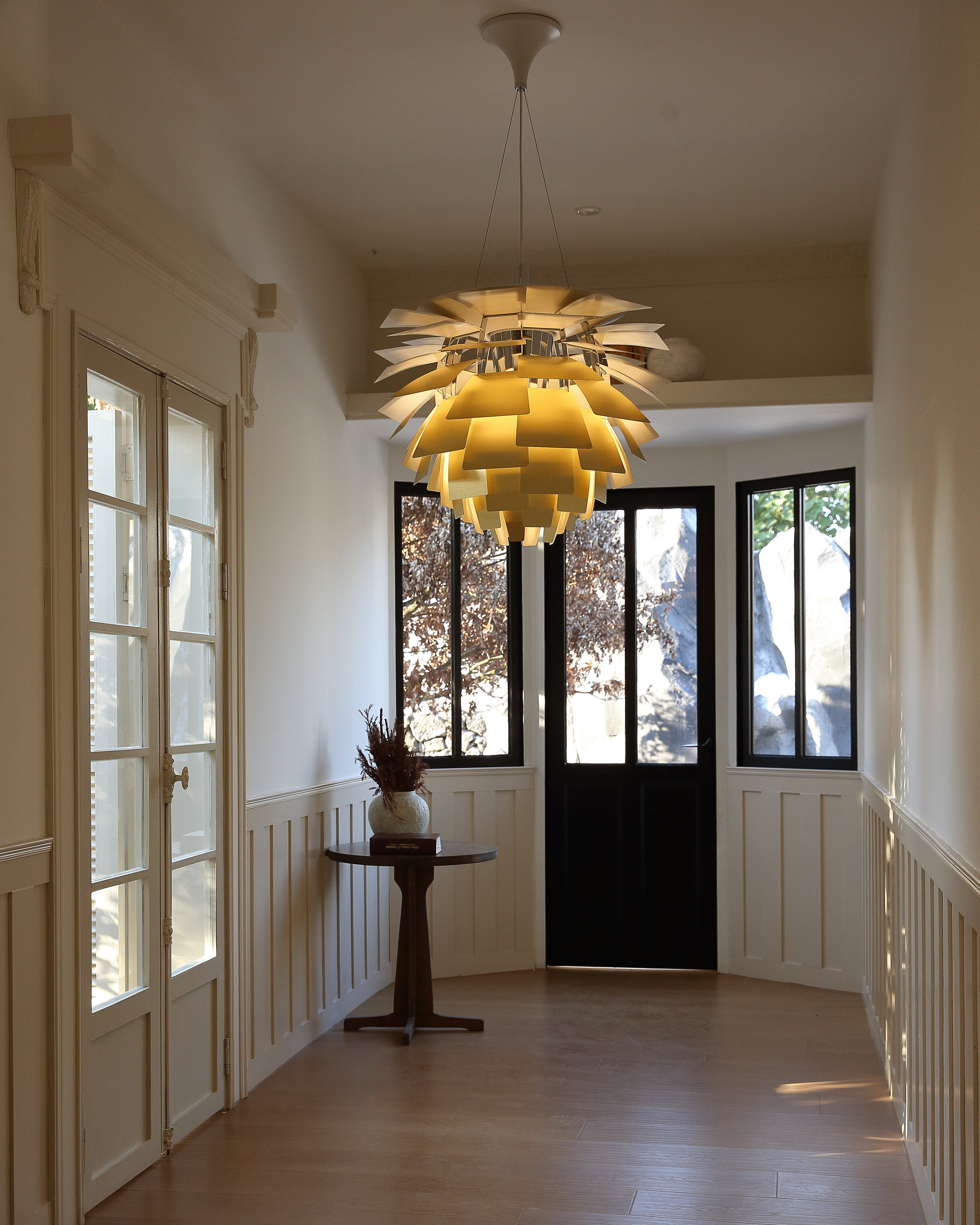Pendant Light Metal Pinecone 20 in Adjustable Living Room Dining Area Chandelier Decorative Ceiling Fixture | Thomler