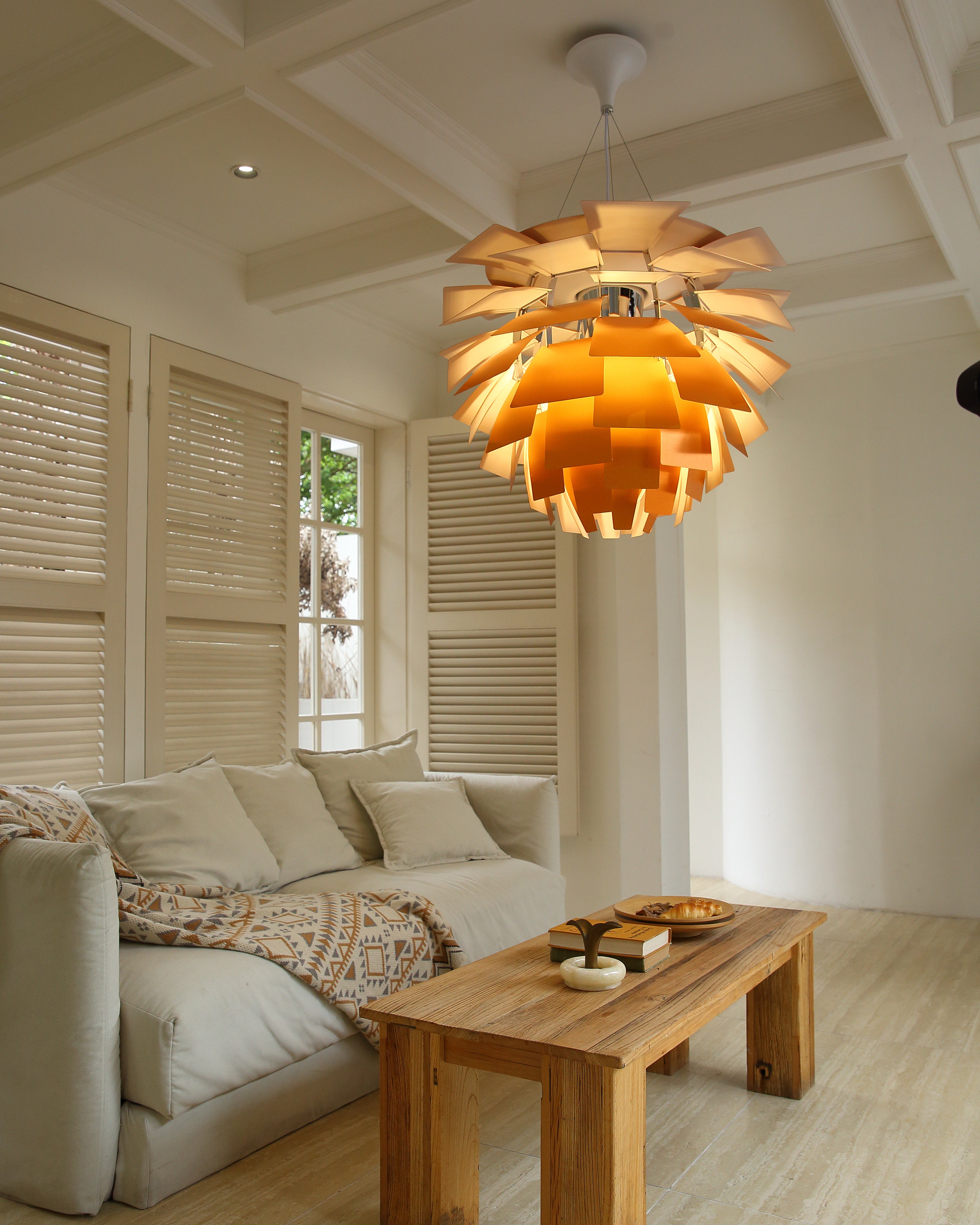 Pendant Light Metal 48.0 cm 18.9" Warm White Dining Room Adjustable Hanging Ceiling Lamp Pinecone Style E27 | Thomler