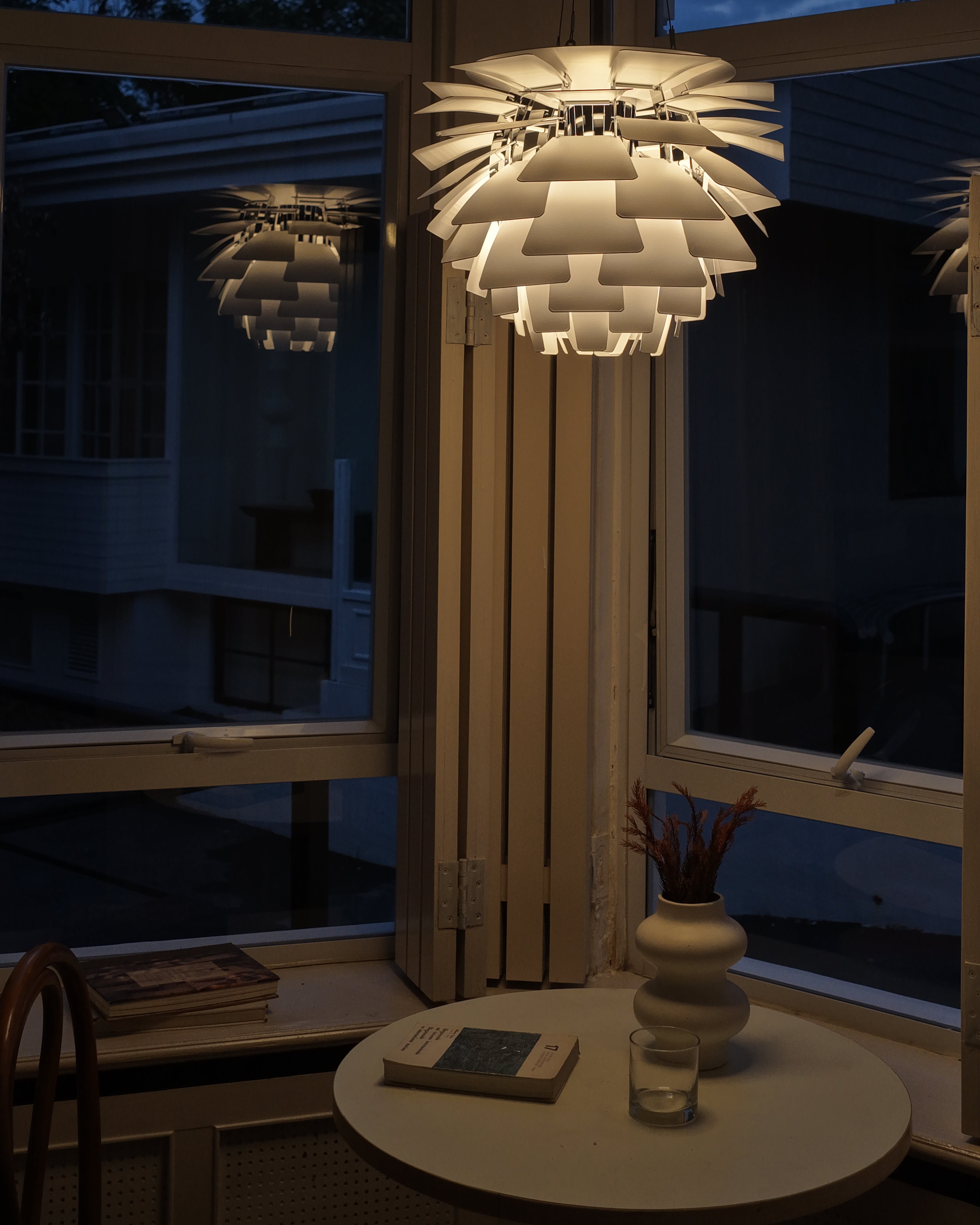 Pendant Light Metal Pinecone 20 in Adjustable Living Room Dining Area Chandelier Decorative Ceiling Fixture | Thomler