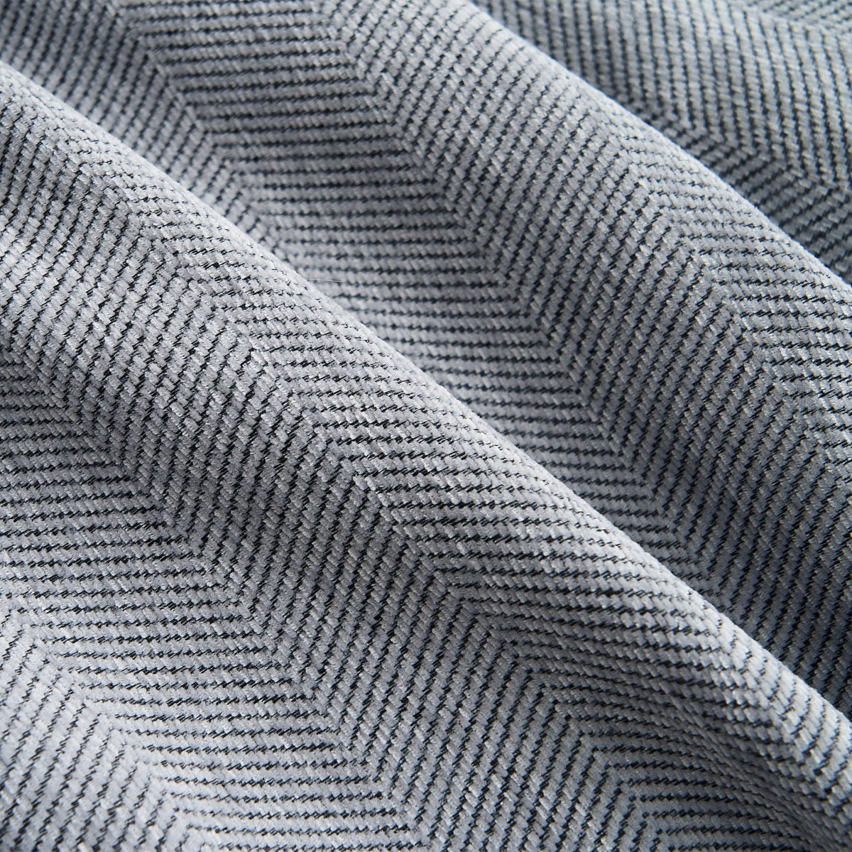 Textured Furniture Throw Blanket for Couches – Scratch-Resistant & Machine Washable | Thomler