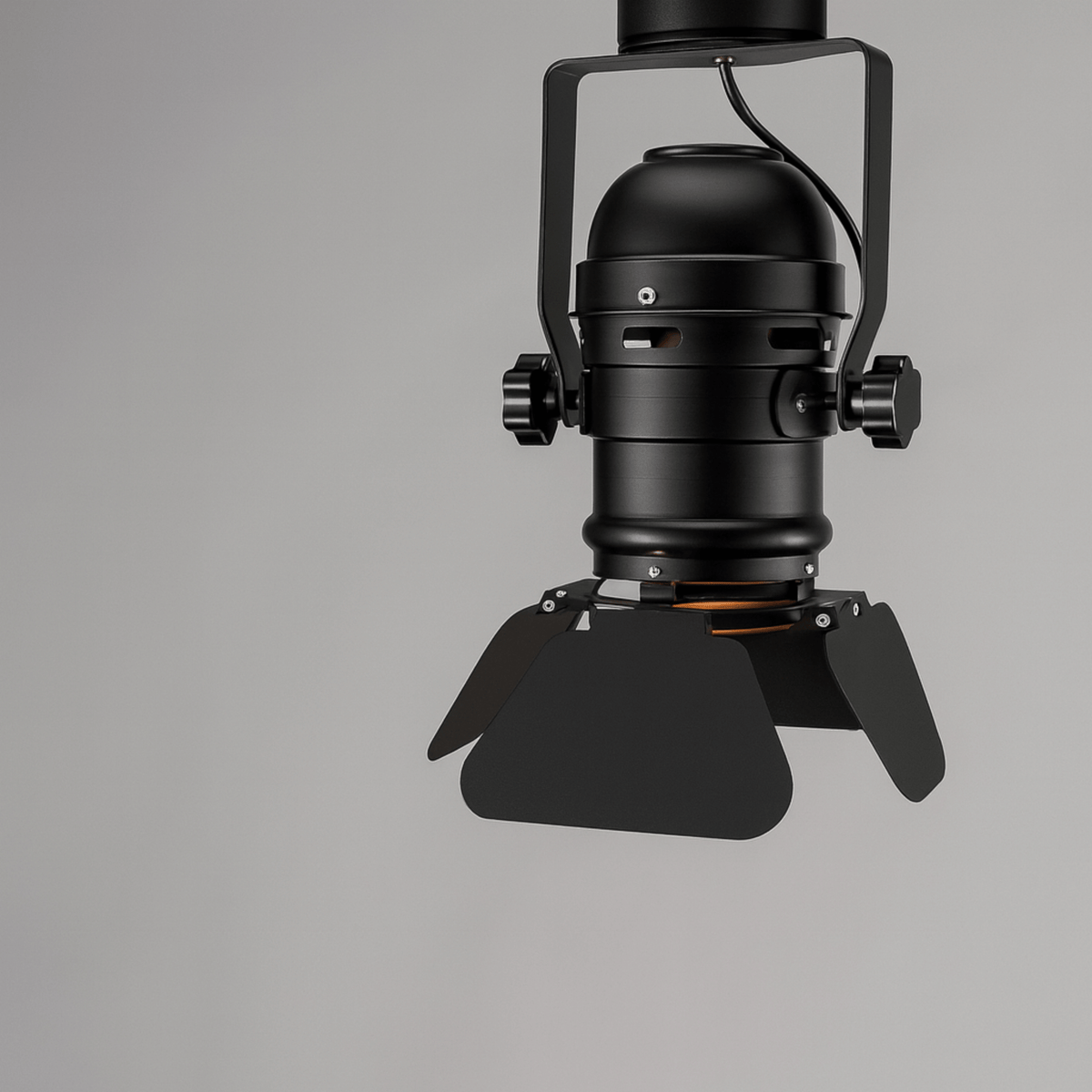 Industrial Barn Door Track Light – Adjustable Ceiling Spotlight with Directional Beam | Thomler