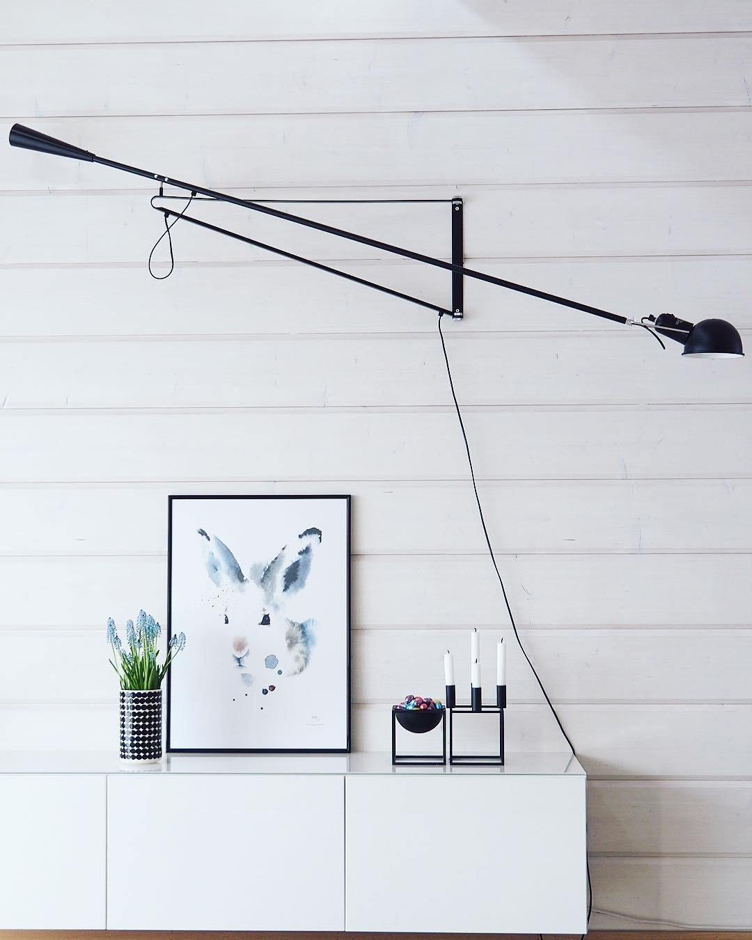 Articulated Metal Wall Light – Rotating Arm Industrial Sconce with Iron Counterweight for Living Room, Office & Commercial Spaces | Thomler