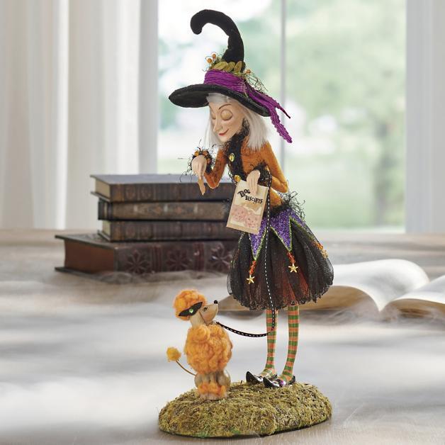Handcrafted Resin Witch Figurine for Halloween Decor | Mystical Table Accent Sculpture | Gothic Home Centerpiece | Vintage Spooky | Thomler