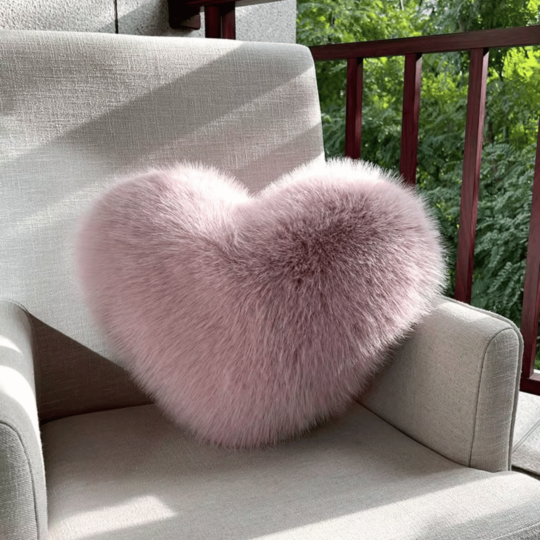 Heart-Shaped Faux Fur Decorative Cushion for Living Room, Bedroom & Couch – Soft Plush Accent Pillow | Thomler