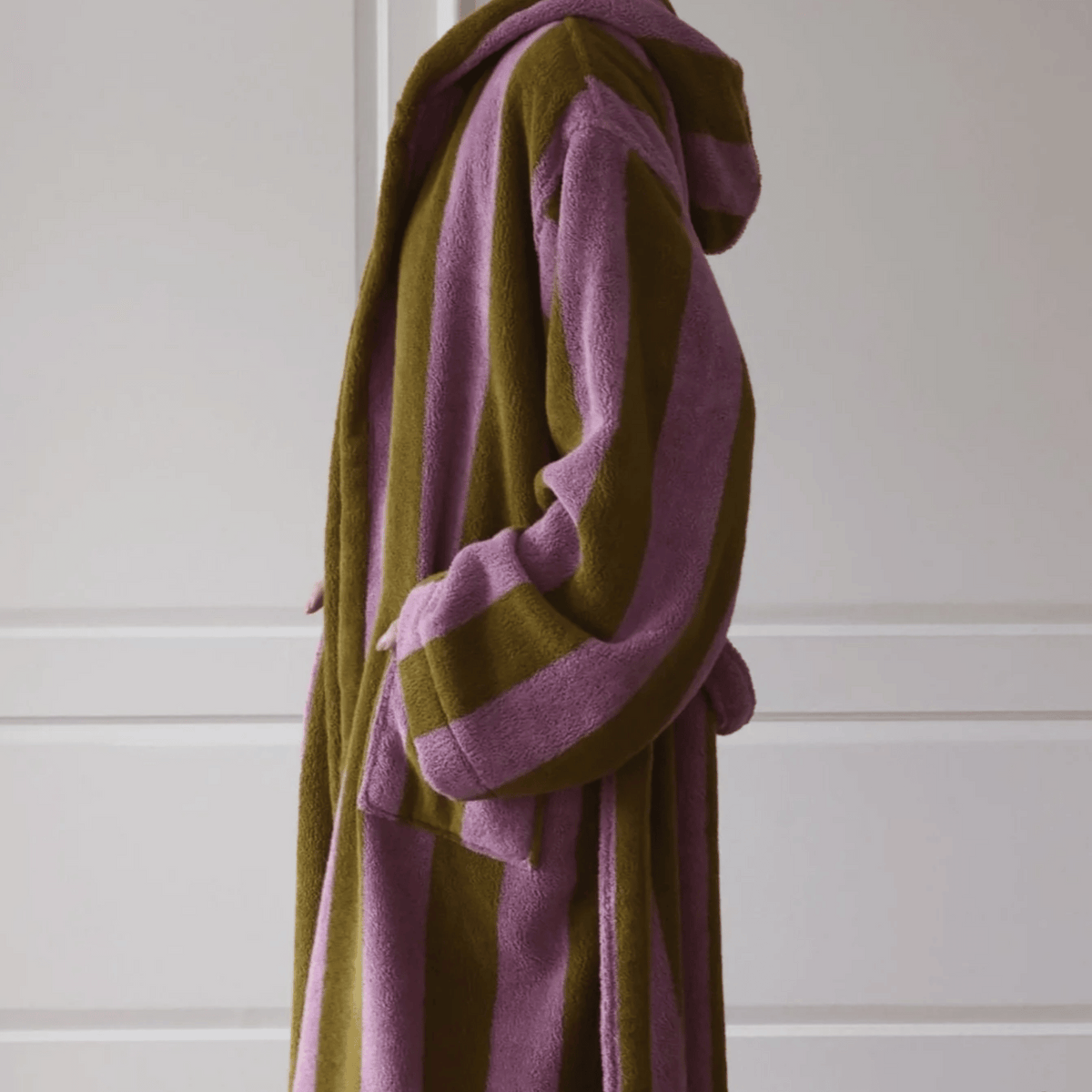Heavyweight Organic Cotton Spa Robe for Women – Woven Jacquard Striped Bathrobe with Absorbent Quick-Dry Fabric | Thomler