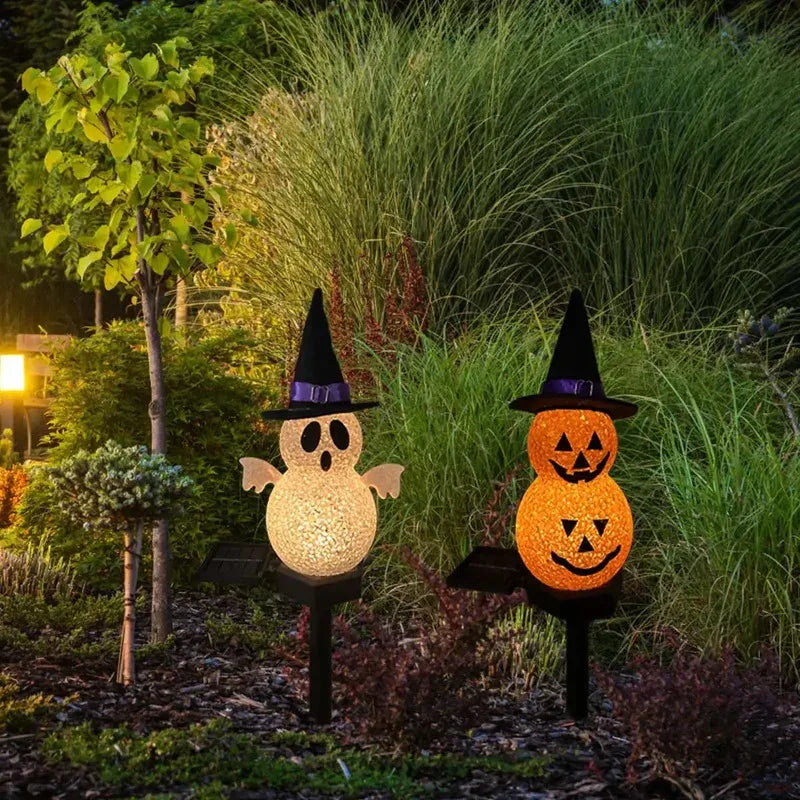 Solar Garden Stake Light with 3D Seasonal Character Design for Yard & Pathway Illumination – Autumn Decor | Thomler