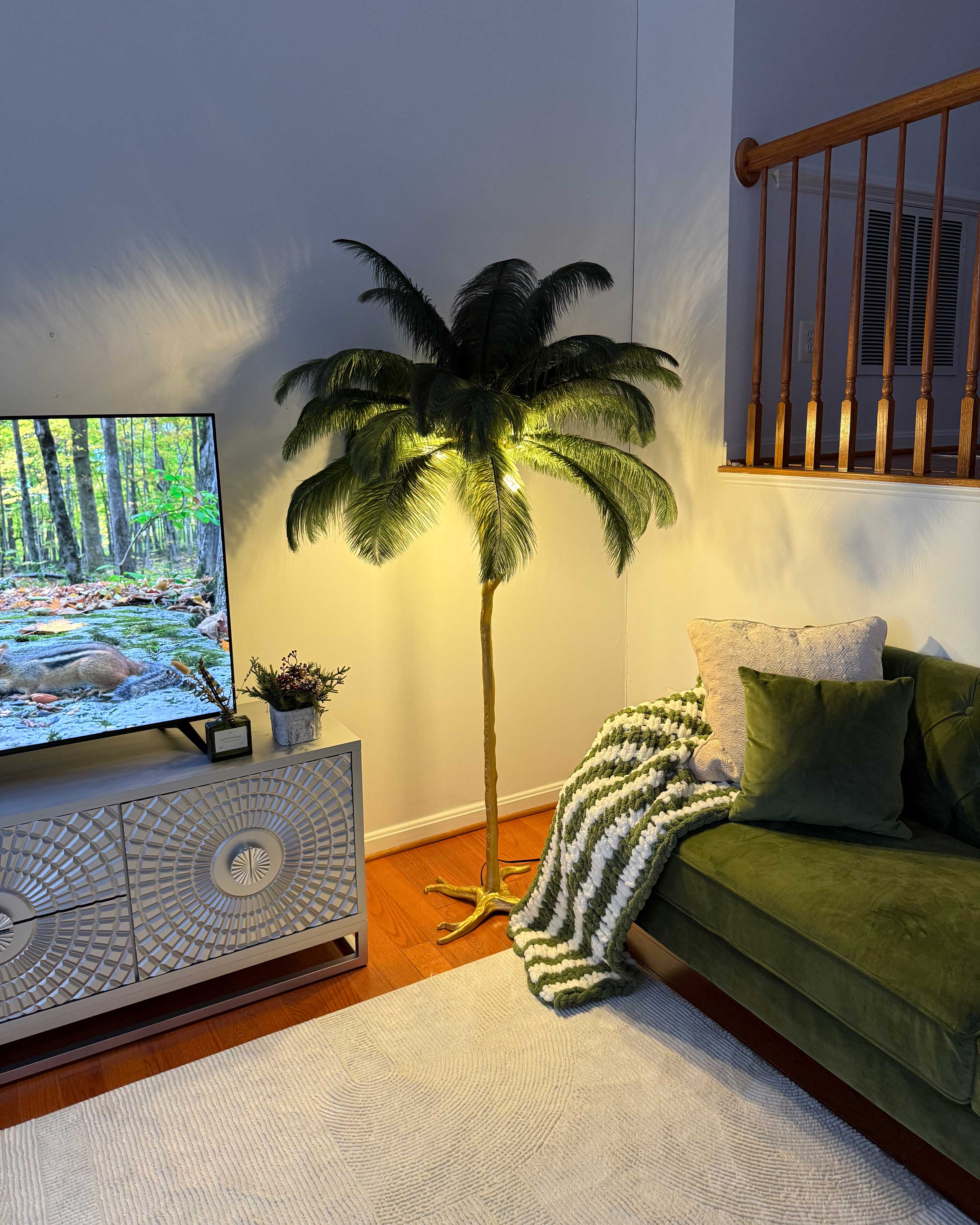Floor Lamp Feather Shade 160.0 cm White Living Room Bedroom Palm Tree Standing Light Tropical Ambient Lighting | Thomler