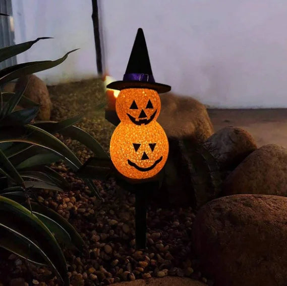 Solar Garden Stake Light with 3D Seasonal Character Design for Yard & Pathway Illumination – Autumn Decor | Thomler