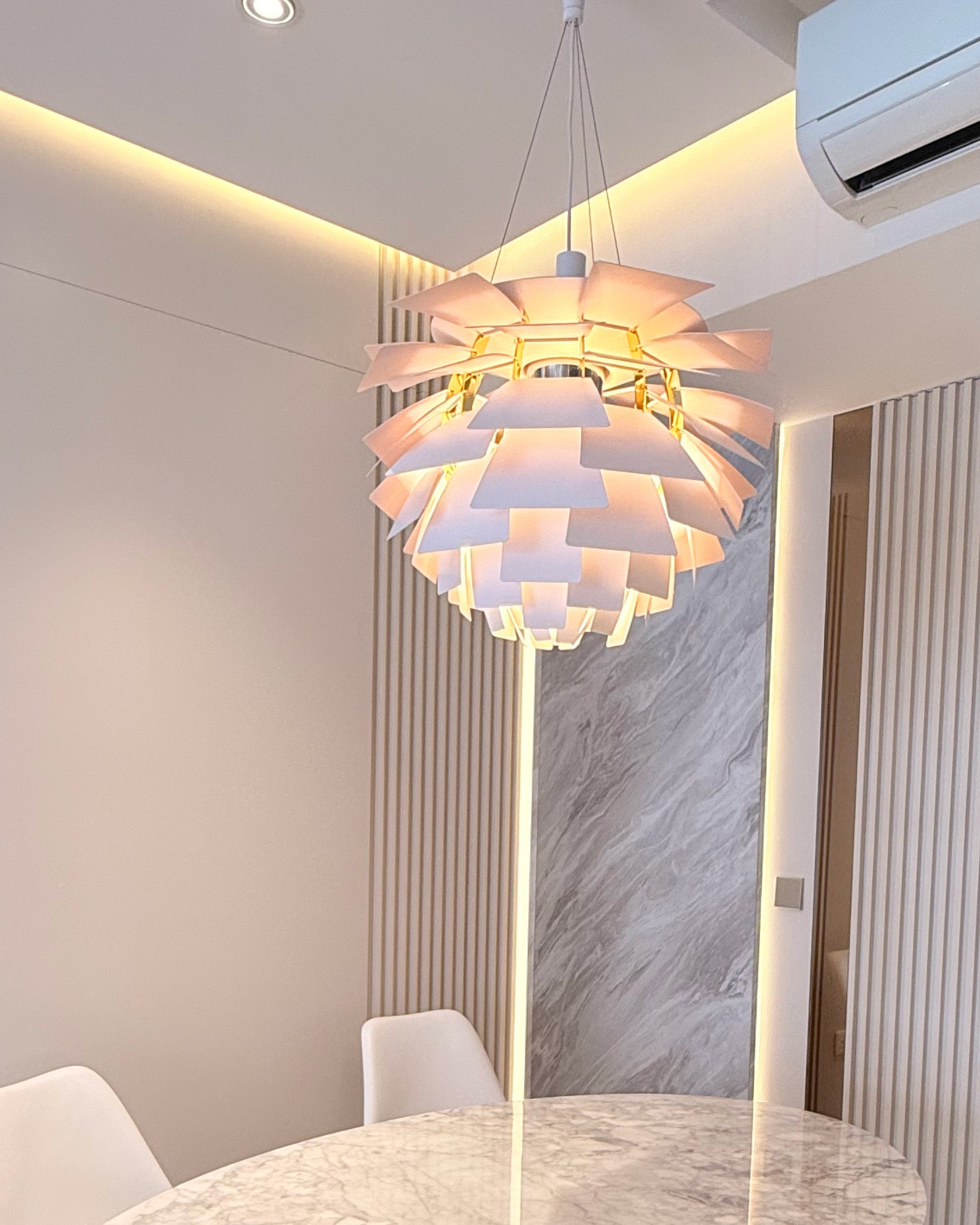 Pendant Light Metal Pinecone 20 in Adjustable Living Room Dining Area Chandelier Decorative Ceiling Fixture | Thomler