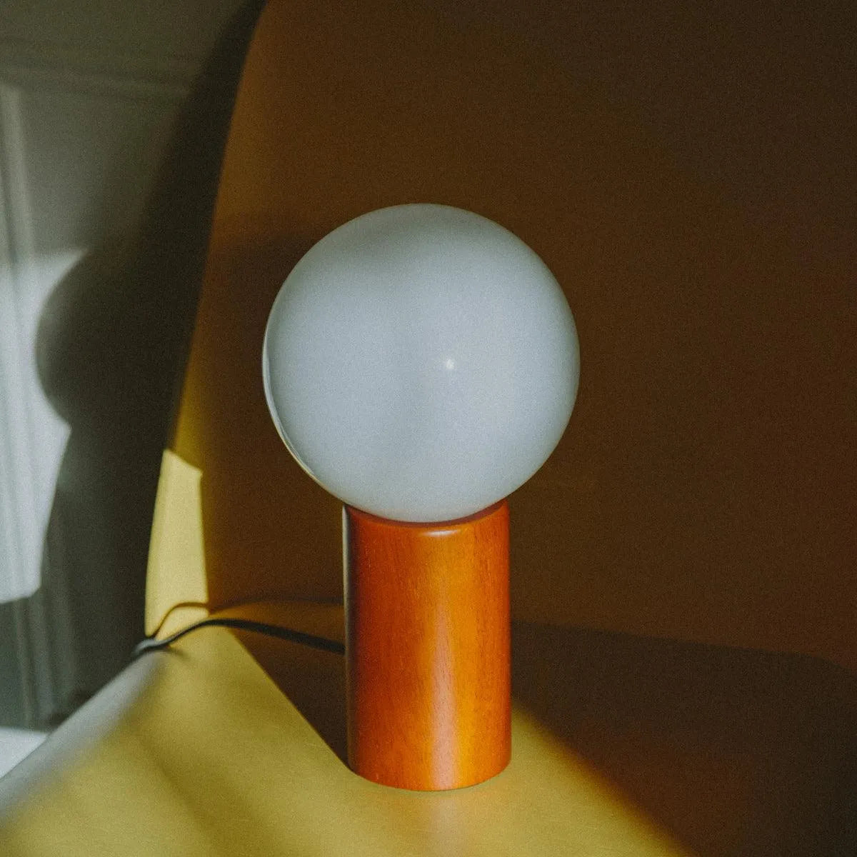 Table Lamp Solid Wood Glass Globe 28.0 cm Warm Ambient Bedroom Nightstand Mid Century Modern Accent Lighting | Thomler