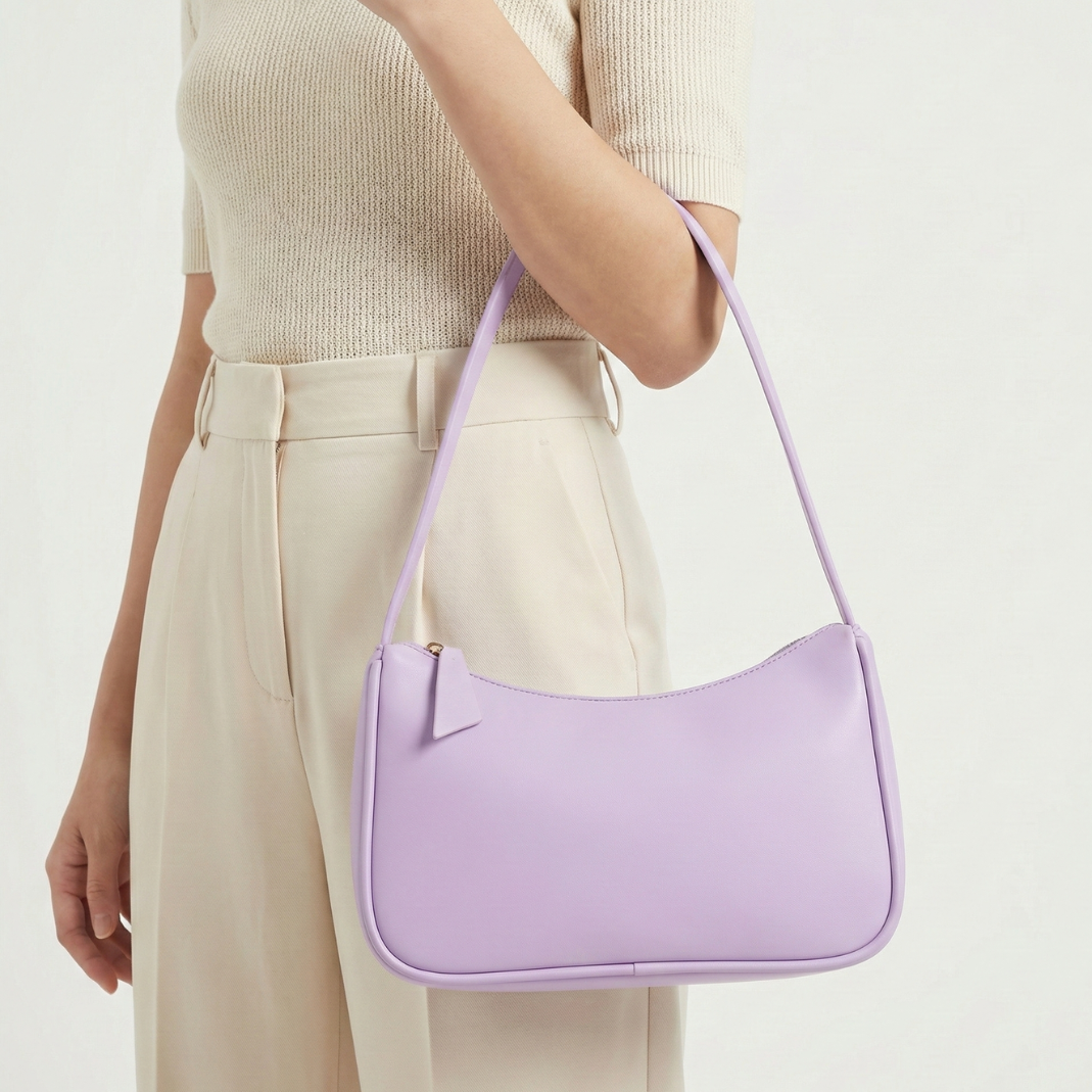 Structured Baguette Shoulder Bag – Compact Vegan Leather Crossbody with Secure Zip Closure | Thomler