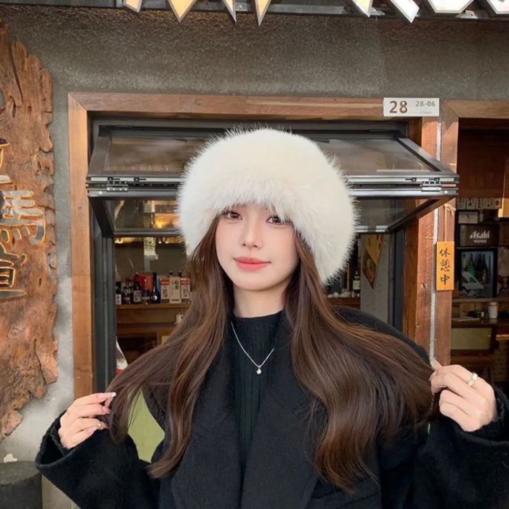 Cozy Faux Fur Cloche Hat for Cold Weather – Soft Fleece Winter Head Topper with Classic Rounded Silhouette | Thomler
