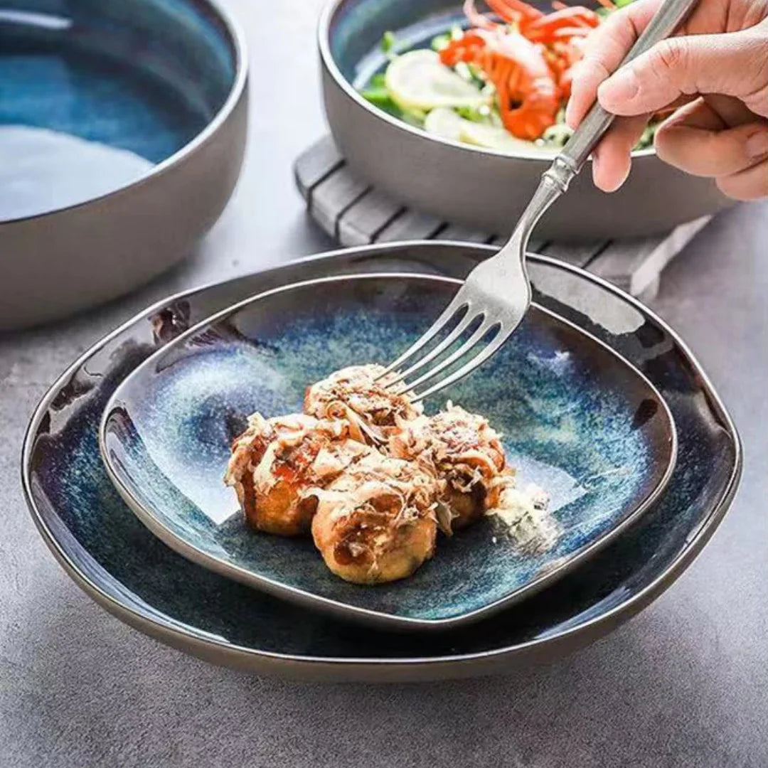 Dinnerware Set Porcelain 11-Piece Turquoise 10.5 in Plates Coastal Dining Tableware Service for Family Meals Entertaining | Thomler