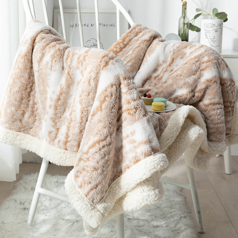 Reversible Dual-Layer Throw with Jacquard Texture & Plush Fleece Lining – Lightweight Couch or Bed Blanket for Year-Round Comfort | Thomler