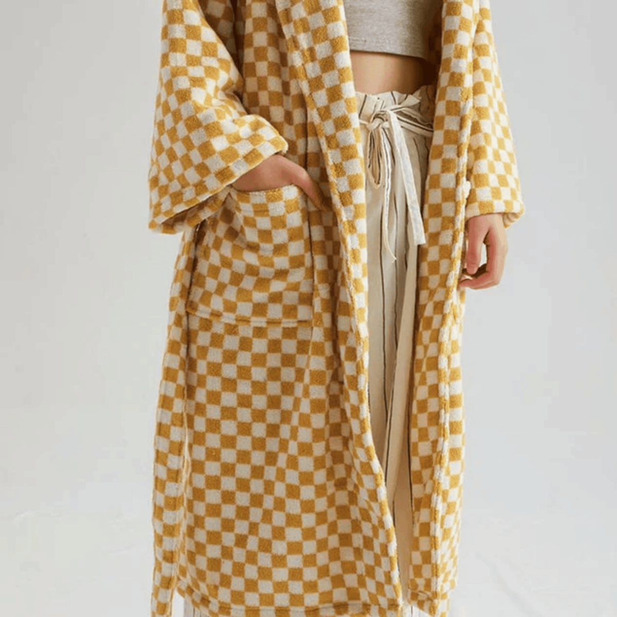 Checkered Terry Robe in Eco-Friendly Fabric for Men & Women – Soft Absorbent Loungewear for Spa Shower & Morning Routine | Thomler