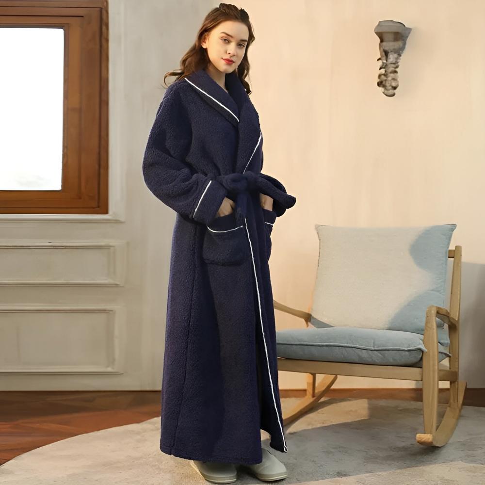 Plush Coral Fleece Bathrobe with Shawl Collar & Pockets – Unisex Lounge Robe for Year-Round Wear | Thomler