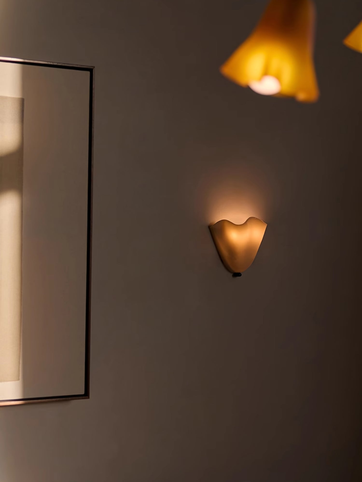 Wall Light 11 in x 10 in x 5.1 in Indoor Metal Glass LED Fixture Beige Green Brown Amber Home Hallway Bedroom Living Room Decorative Lighting | Thomler