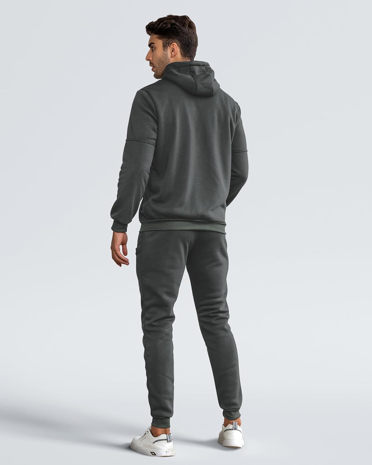 Men's Athletic Two-Piece Jogger Set with Pullover and Pants – Lightweight Breathable Tracksuit for Training, Gym & Casual Lounge Wear | Thomler