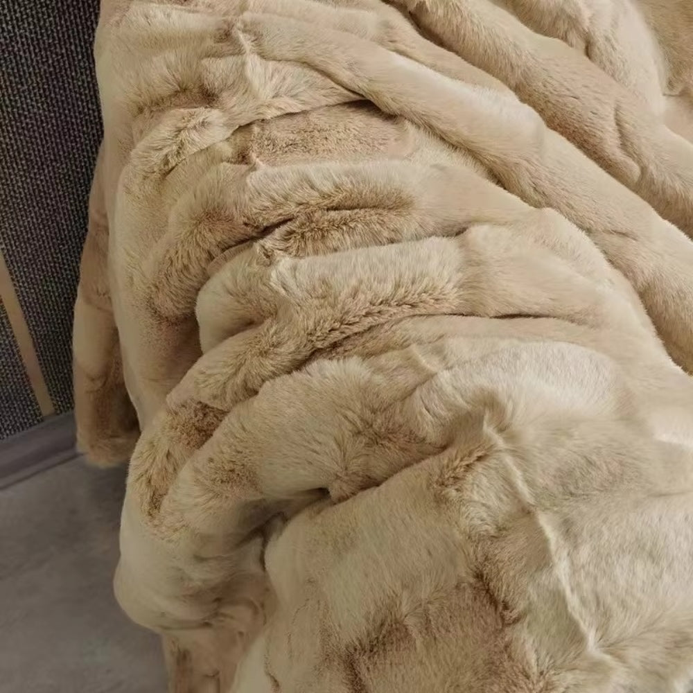 Plush Double-Layer Faux Mink Throw Blanket – Premium Microfiber for Beds & Couches, Machine Washable, Ultra Cozy All-Season Comfort for | Thomler
