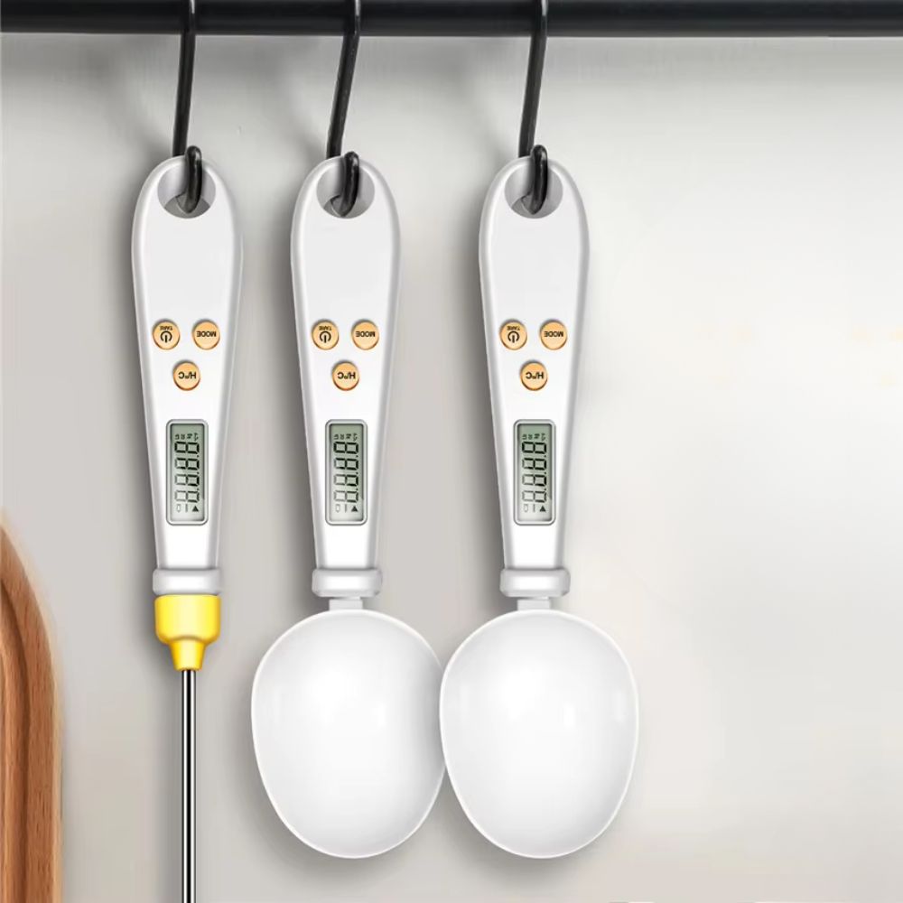 Handheld Digital Weighing Spoon with Built-In Temperature Probe for Cooking & Baking | Thomler