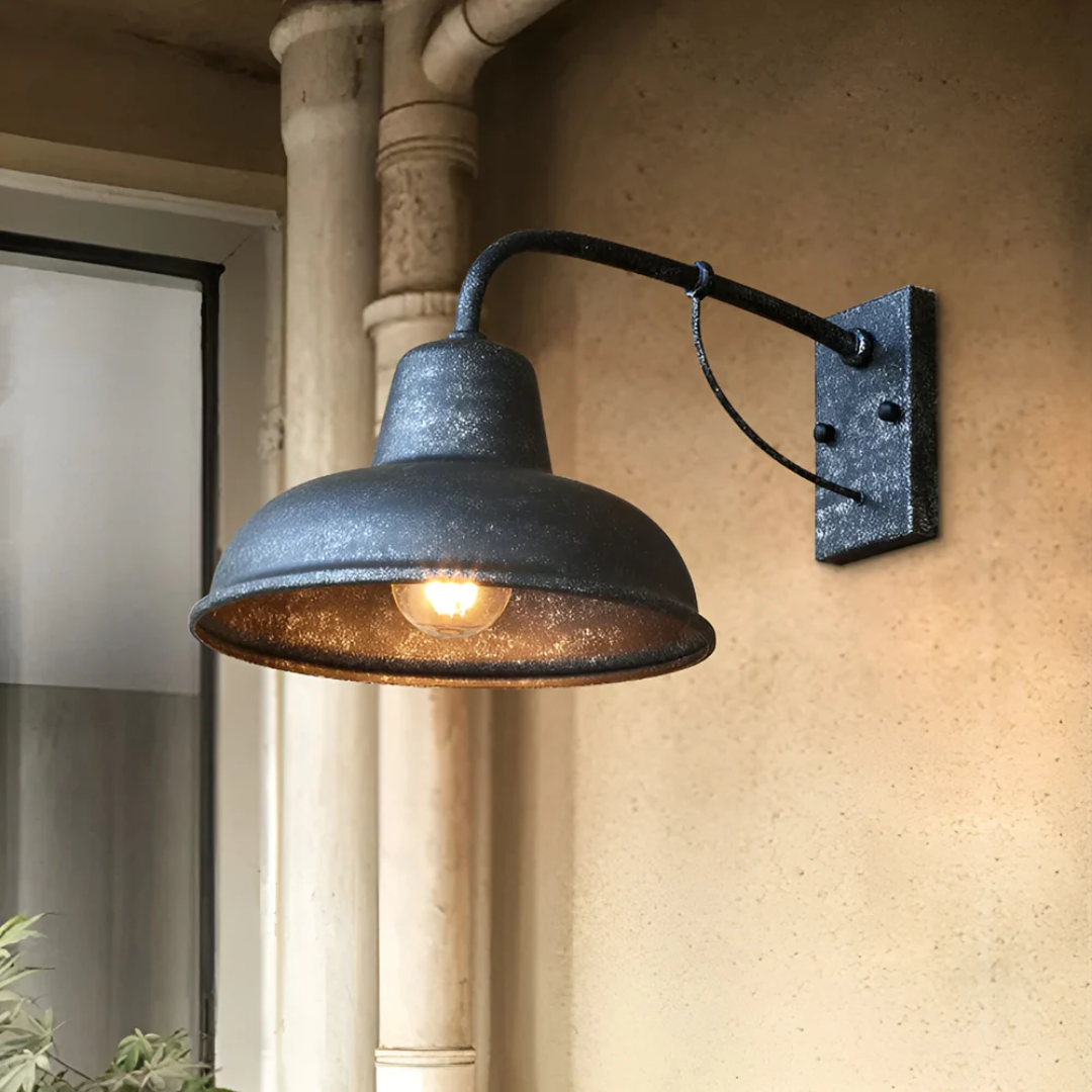 Vintage Metal Outdoor Wall Light – Weather-Resistant Fixture for Patio, Garden & Entryway | Thomler