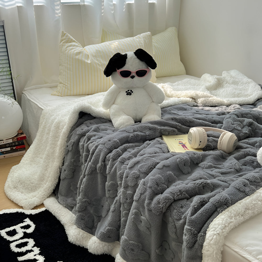 Sherpa Fleece Throw Blanket – Year-Round Warmth & Softness for Couch, Bed & Travel | Thomler