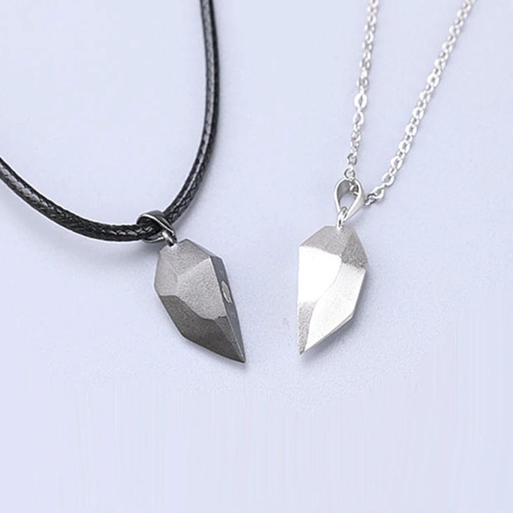 Magnetic Heart Pendant Necklaces for Couples – Matching His & Hers Set with Gold-Plated Finish – Two Interlocking Hearts – Gift for | Thomler