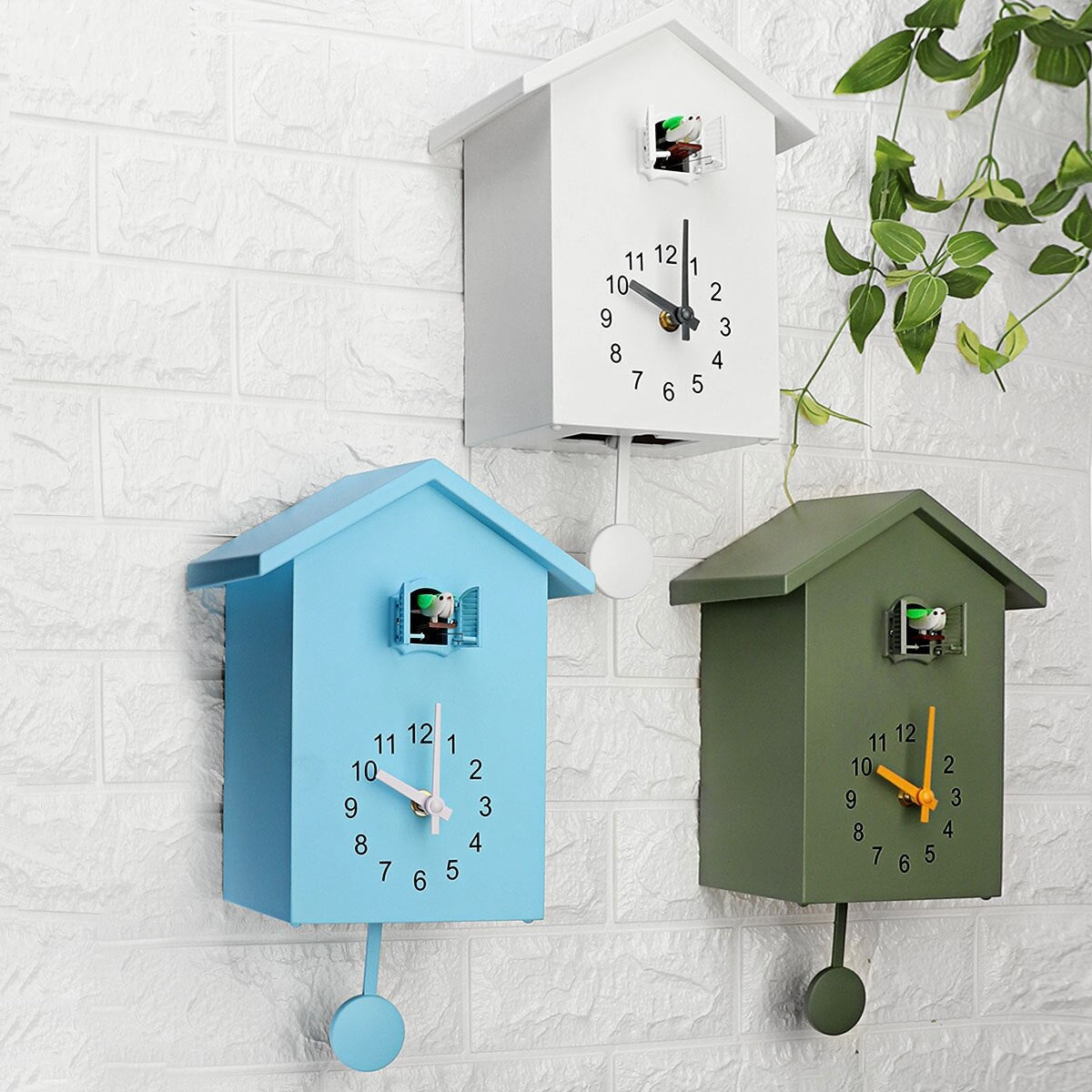 Quartz Wall Clock with Hourly Bird Call | Silent Movement Timepiece | Wood & Resin Construction for Living Room Kitchen Office | Modern | Thomler