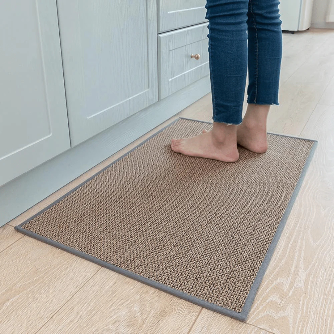 Non-Slip Area Rug with Rubber Backing for Living Room, Kitchen & Entryway – Soft Polyester Accent Mat for High-Traffic Spaces | Thomler