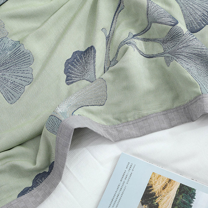 Reversible Cotton Gauze Quilt with Ginkgo Leaf Pattern – Lightweight Jacquard Bedspread for Summer & Air Conditioning – Eco-Friendly | Thomler