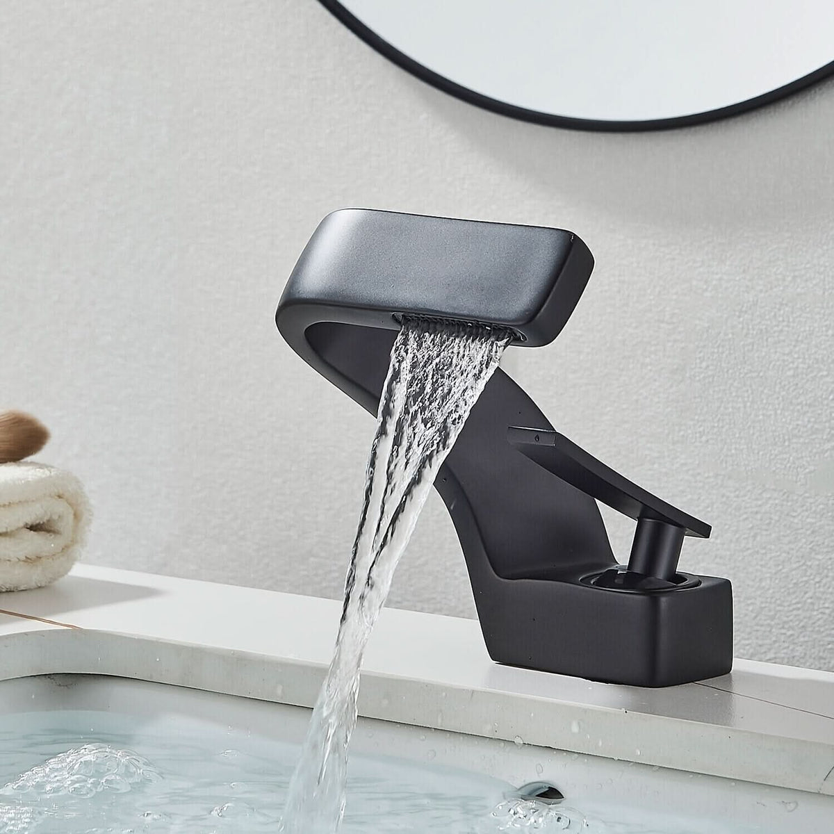 Single-Hole Waterfall Sink Faucet – 304 Stainless Steel Basin Mixer Tap for Modern Bathroom Vanities & Vessel Sinks | Thomler