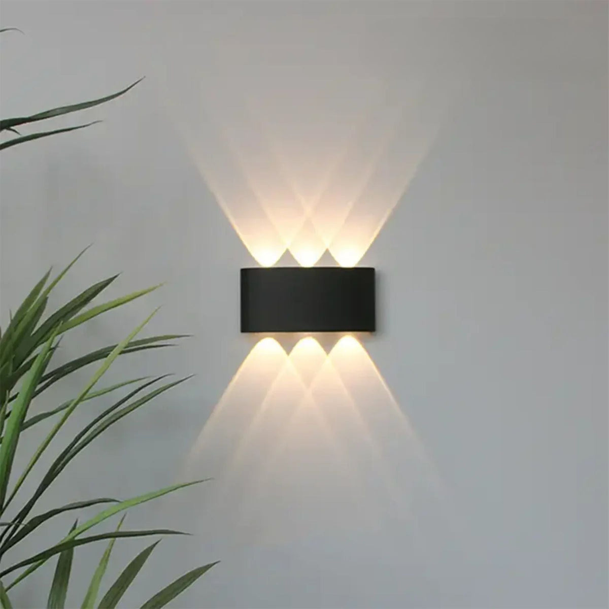 Modern LED Wall Sconce for Indoor & Outdoor Use – Sleek IP65 Weatherproof Fixture in White or Black Finish | Thomler