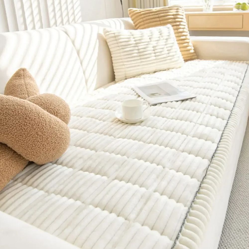 Plush Furniture Throw for Sectionals & Couches – Anti-Slip Fleece Protection for Living Room, Bedroom, Pet-Friendly Homes | Thomler