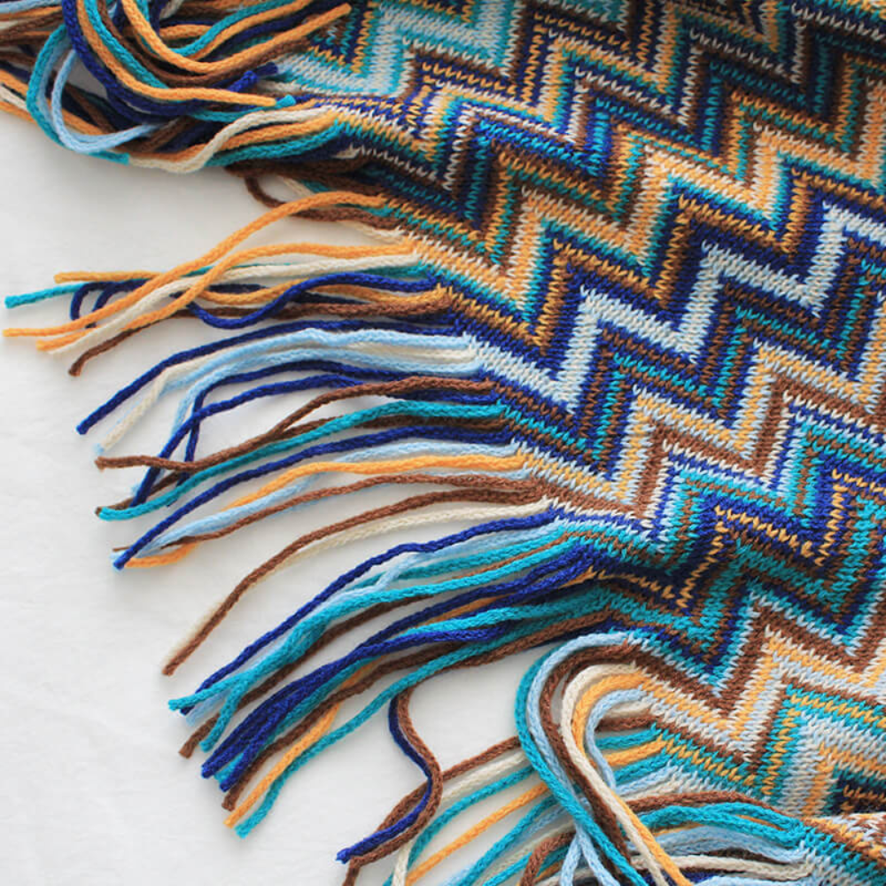 Chevron Knit Throw Blanket with Fringe Trim – Lightweight Acrylic for Year-Round Comfort | Thomler