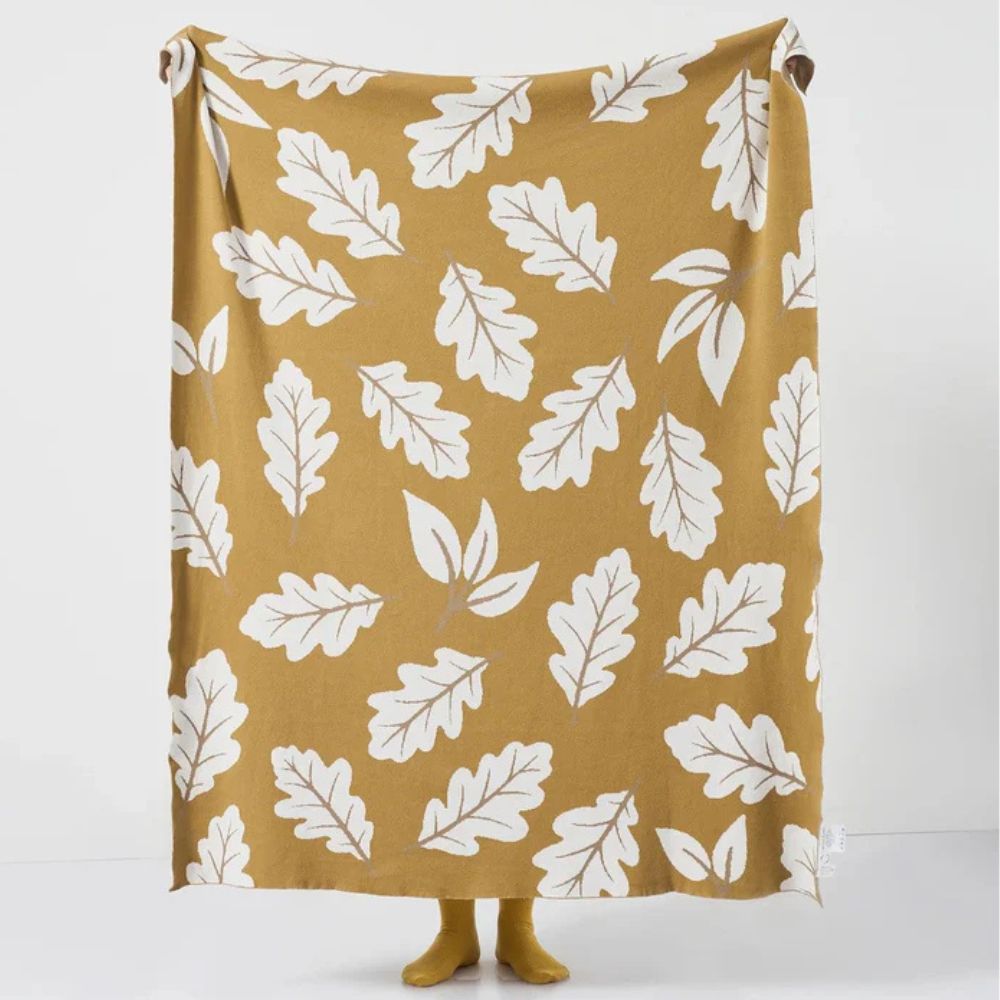 Cotton Jacquard Throw with Botanical Leaf Design – Breathable All-Season Blanket for Sofa, Bed or Travel | Thomler