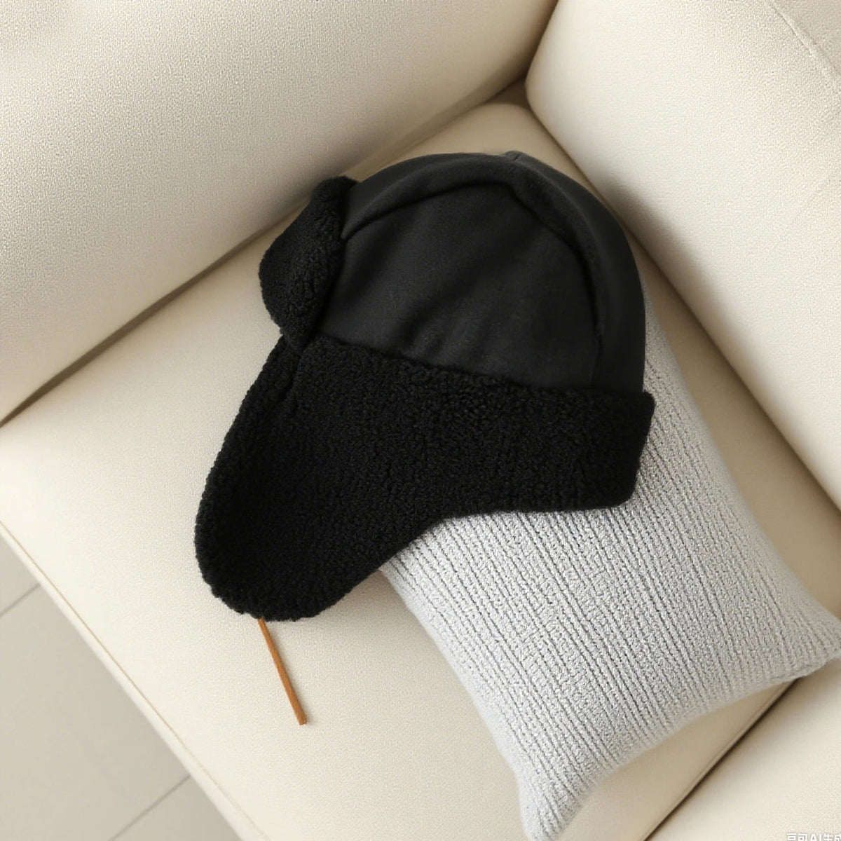 Insulated Aviator Cap with Adjustable Ear Flaps for Cold Weather Protection | Thomler