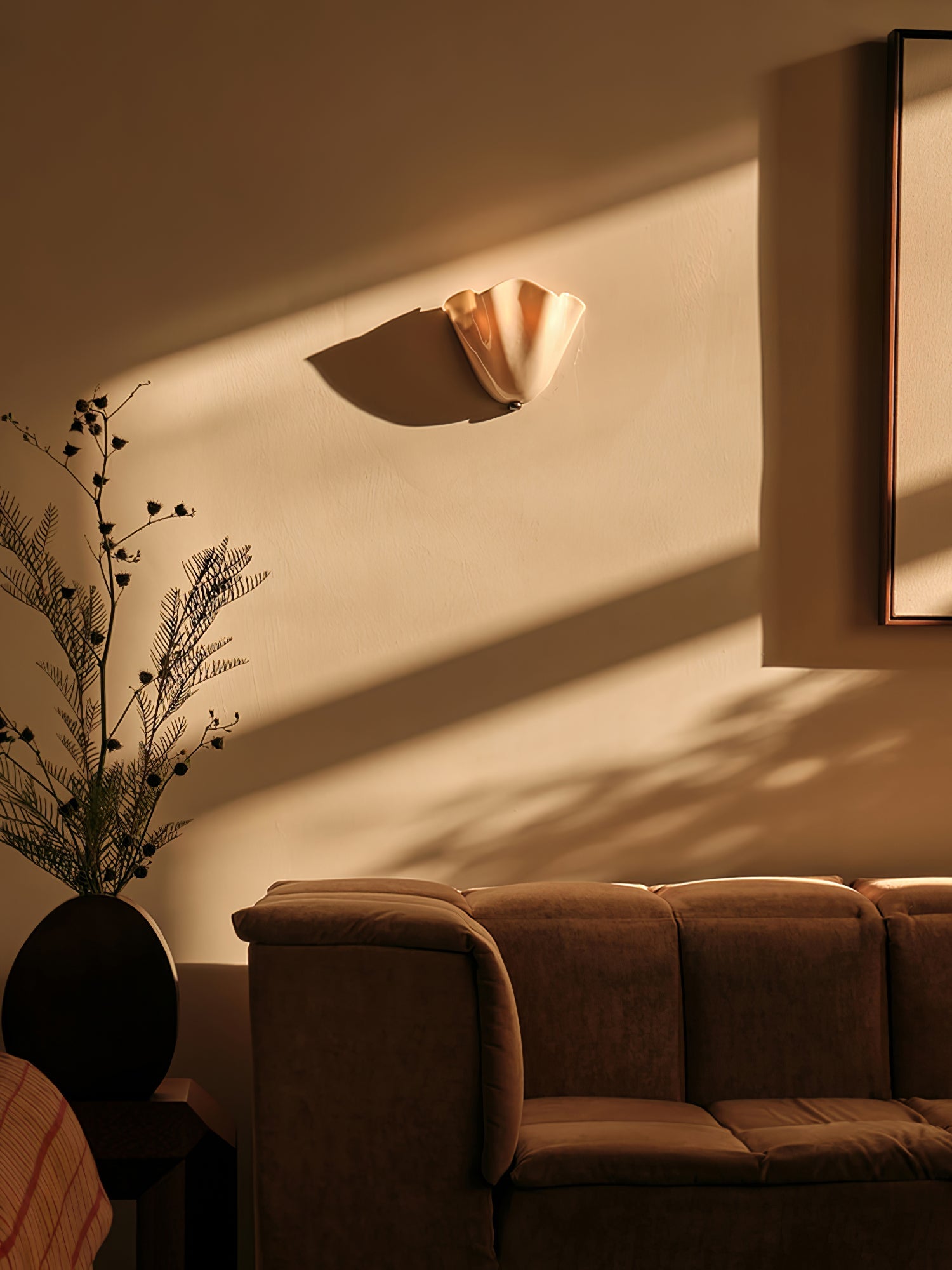 Wall Light 11 in x 10 in x 5.1 in Indoor Metal Glass LED Fixture Beige Green Brown Amber Home Hallway Bedroom Living Room Decorative Lighting | Thomler