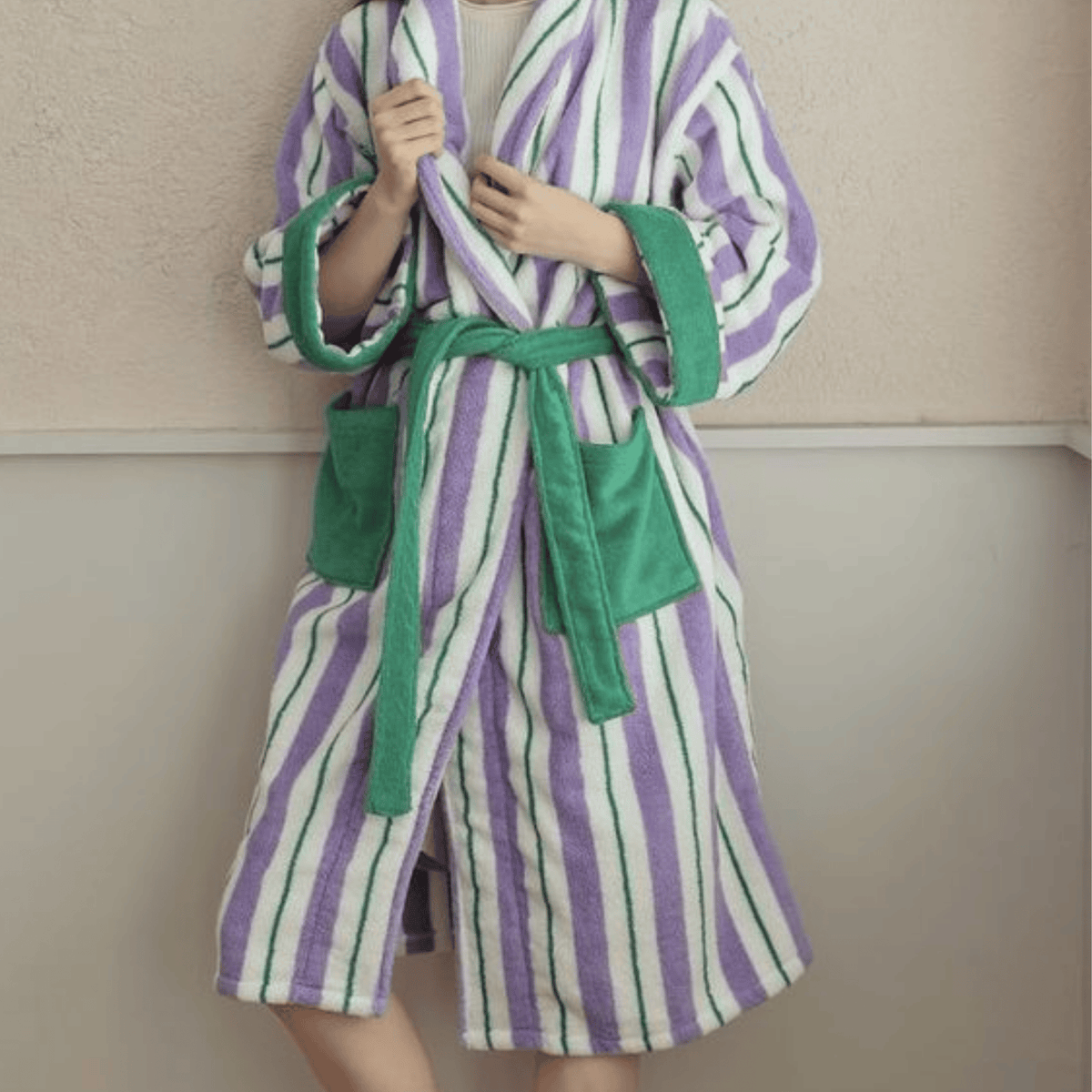 Soft Organic Cotton Robe with Textured Jacquard Weave – Comfortable Full-Length Bathrobe for Women – Breathable Natural Fabric – Two-Tone | Thomler