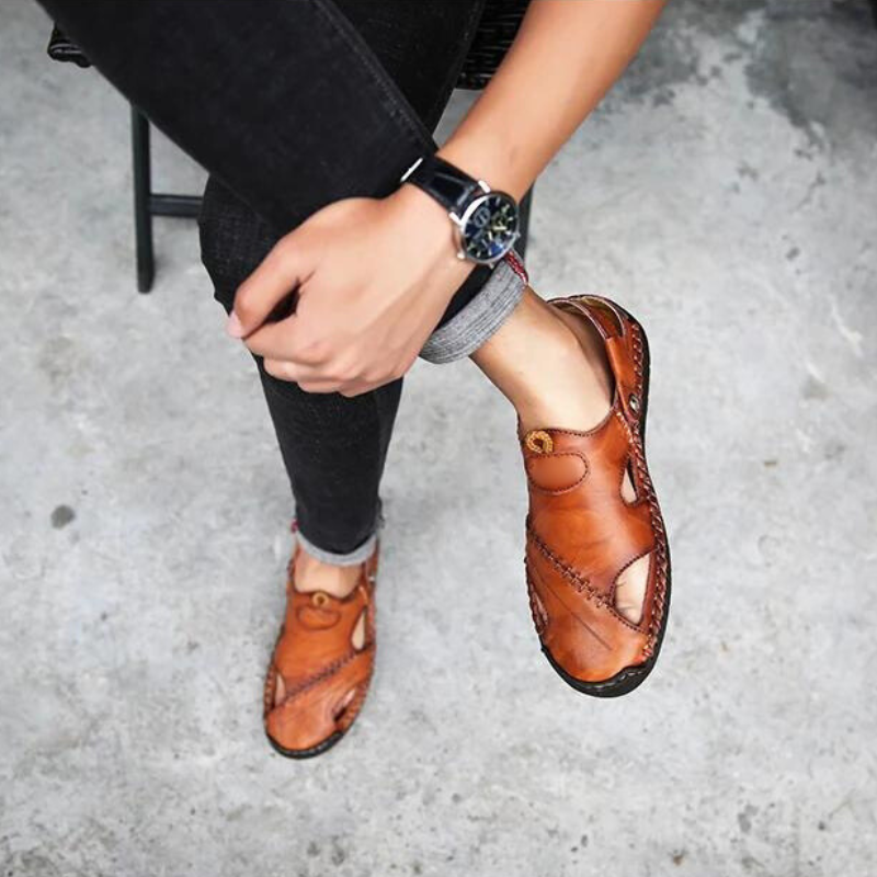 Men's Leather Slide Sandals – Closed Toe Slip-On with Orthopedic Support & Non-Slip Sole for Summer, Casual Wear, Travel & Vacation | Thomler