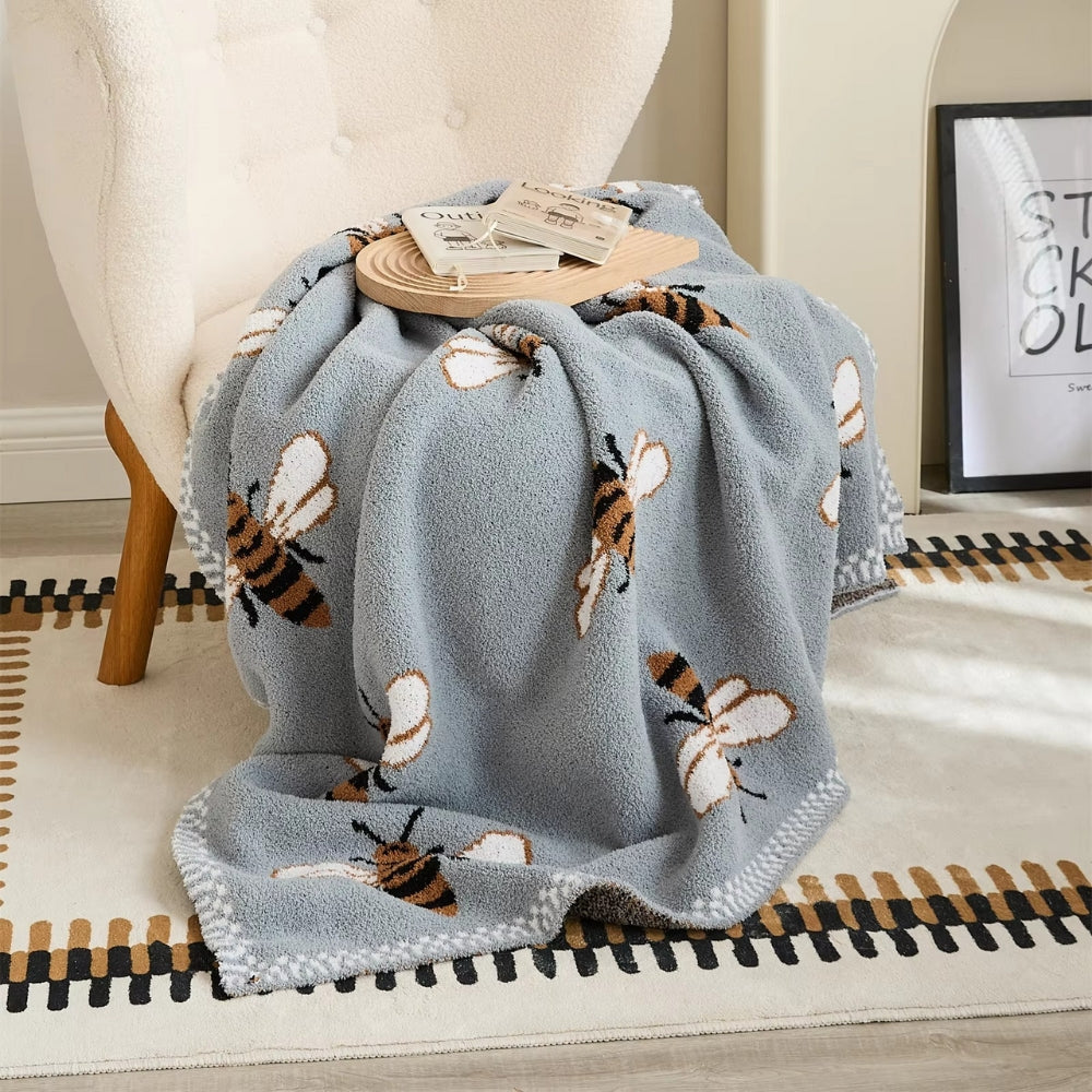 Honeybee Jacquard Knit Throw Blanket – Lightweight Microfiber for Couch, Bed & Travel – 51×63 Inch | Thomler