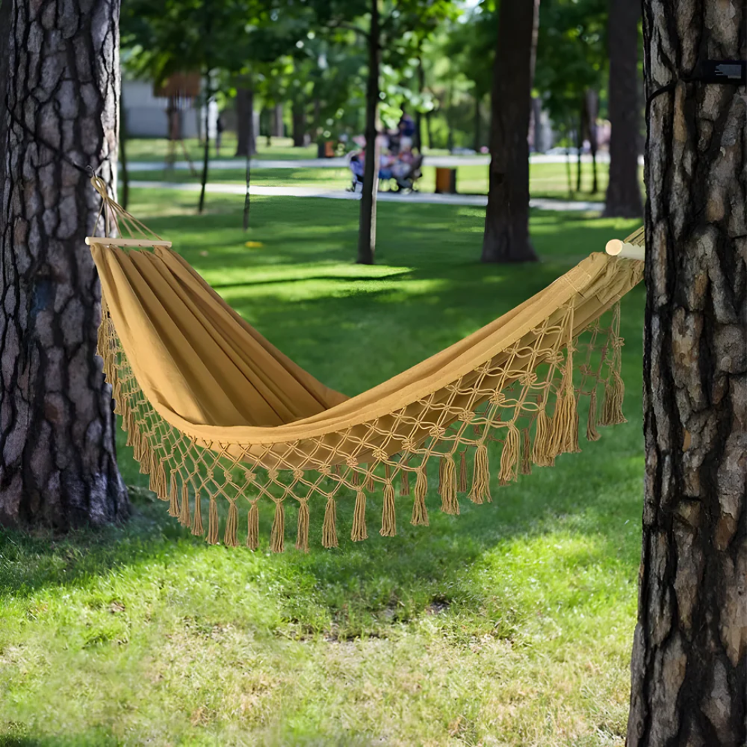 Cotton-Blend Hammock with Wood Spreader Bar for Patio, Yard & Balcony – Boho Lounge Swing | Thomler