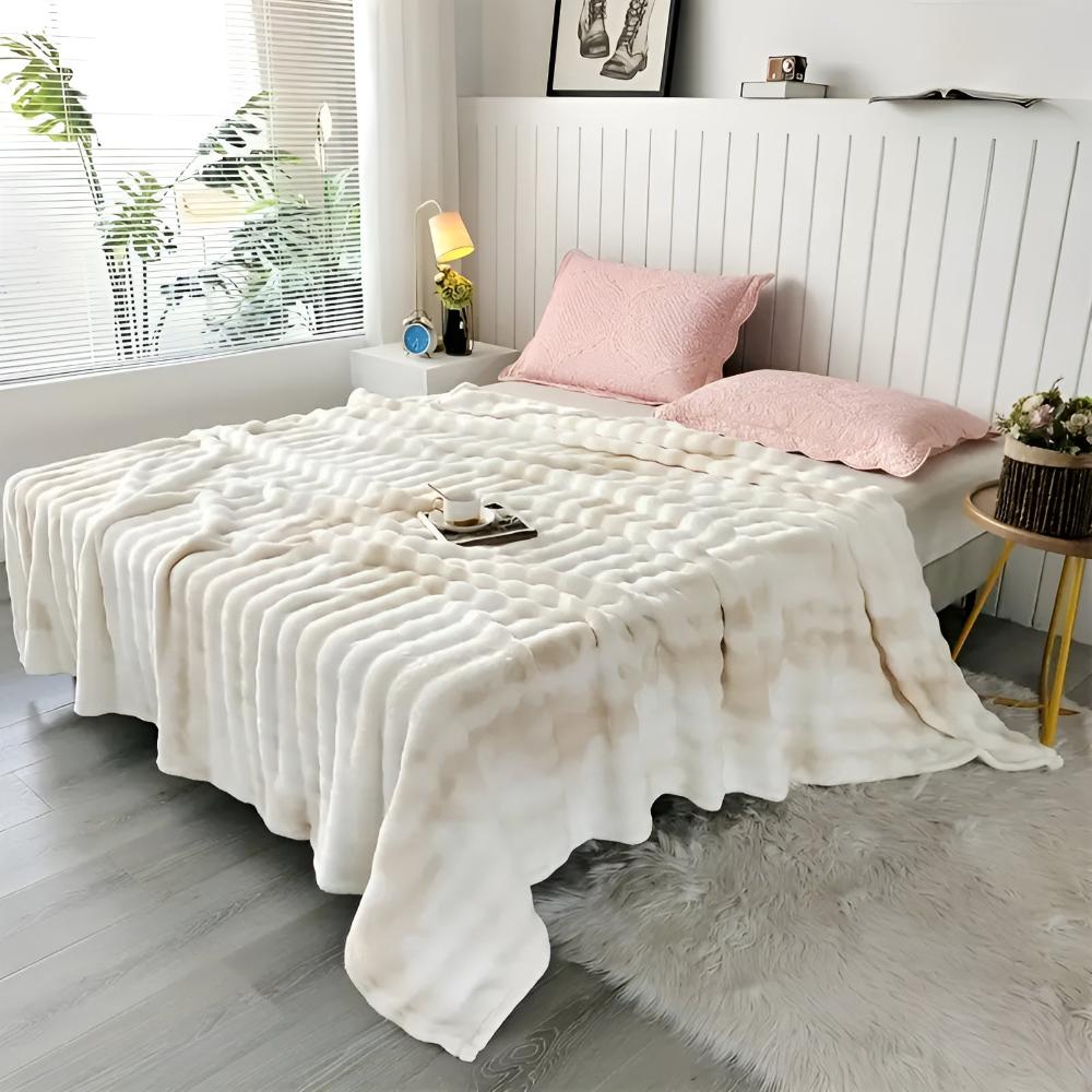 Swirl-Dyed Faux-Fur Throw Blanket – Plush & Cozy Year-Round for Couch, Bed & Travel | Thomler