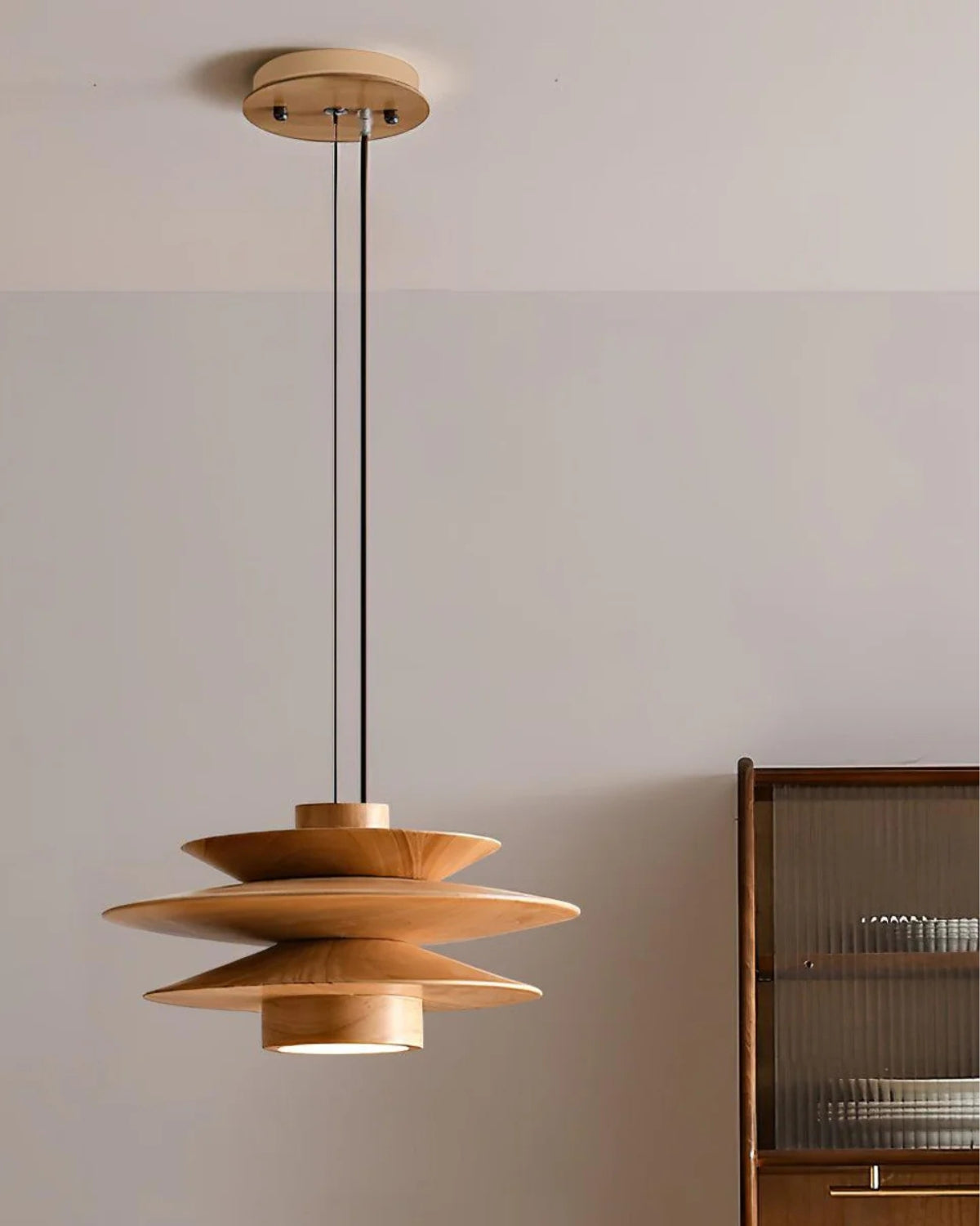 Moderne walnoot houten hanglamp met gelaagd design – stijlvolle plafondlamp voor eetkamer en woonkamer met warme lichtverspreiding | Sansoti