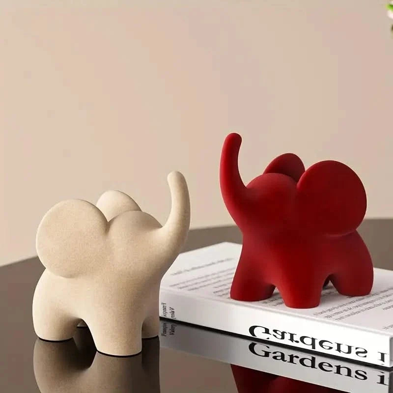 Velvet-Touch Elephant Statue for Home Display – Decorative Animal Sculpture for Shelves & Mantels | Thomler